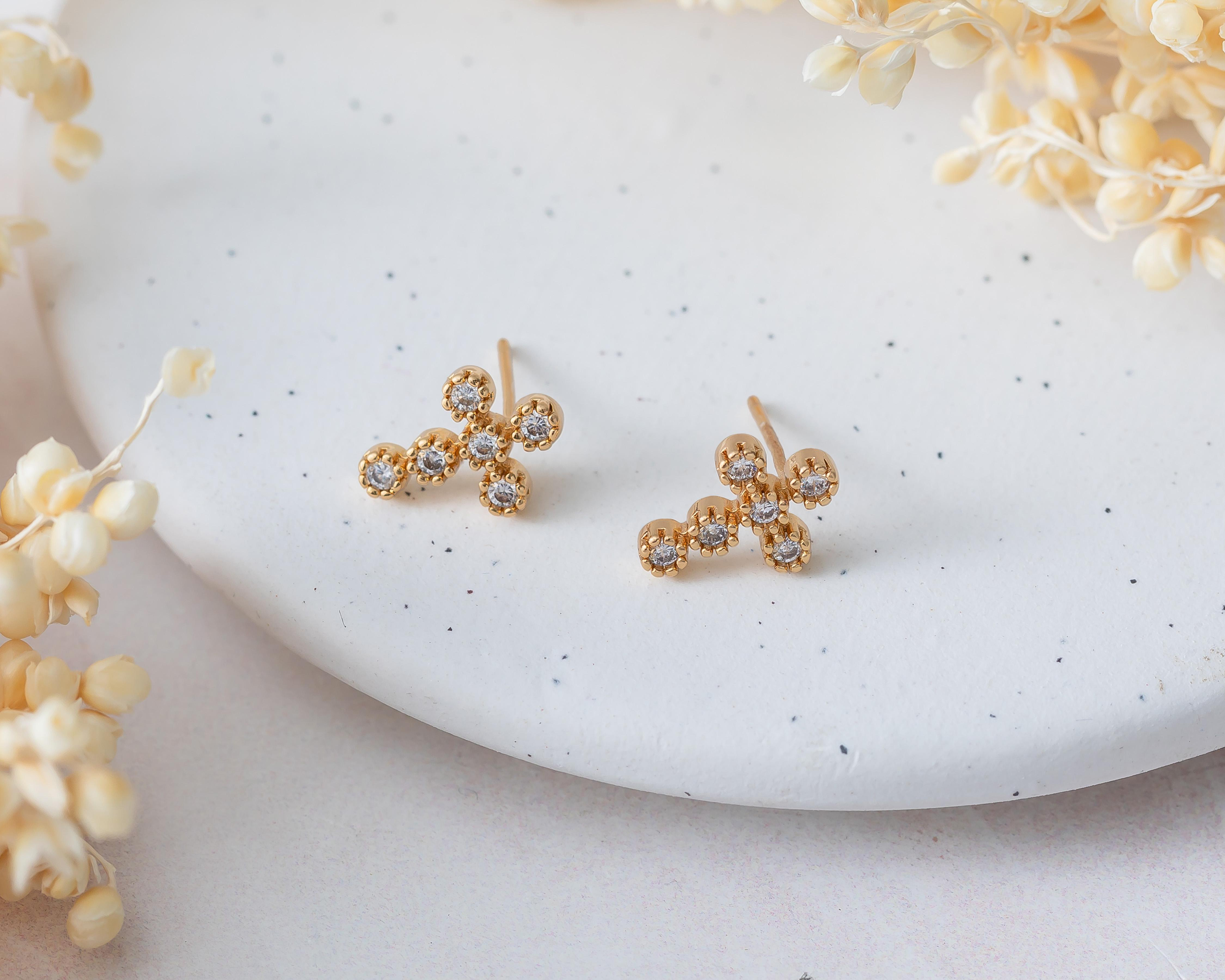 Foto 4 pulgar | Aretes Chapa de Oro Unlimited by OB