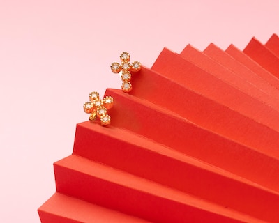 Foto 3 | Aretes Chapa de Oro Unlimited by OB
