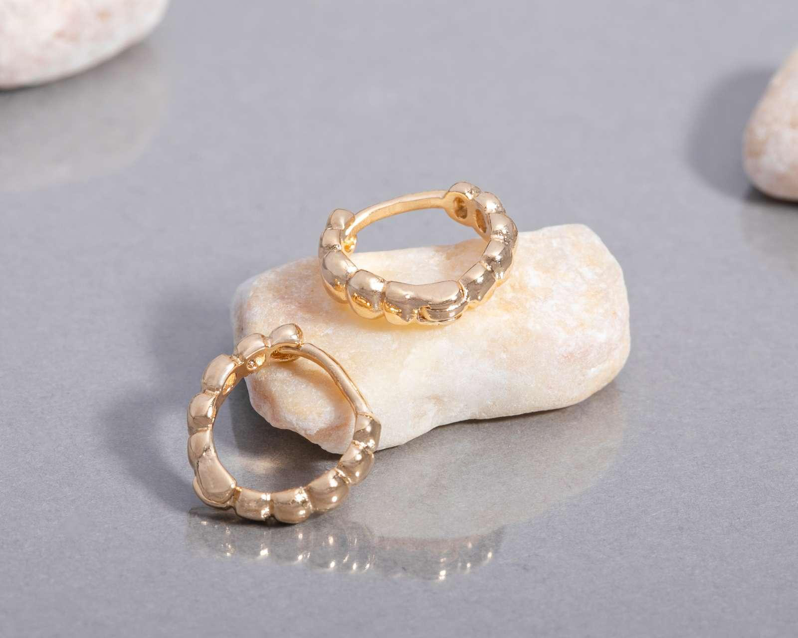 Foto 5 | Arete Chapa de Oro 18K Girondela