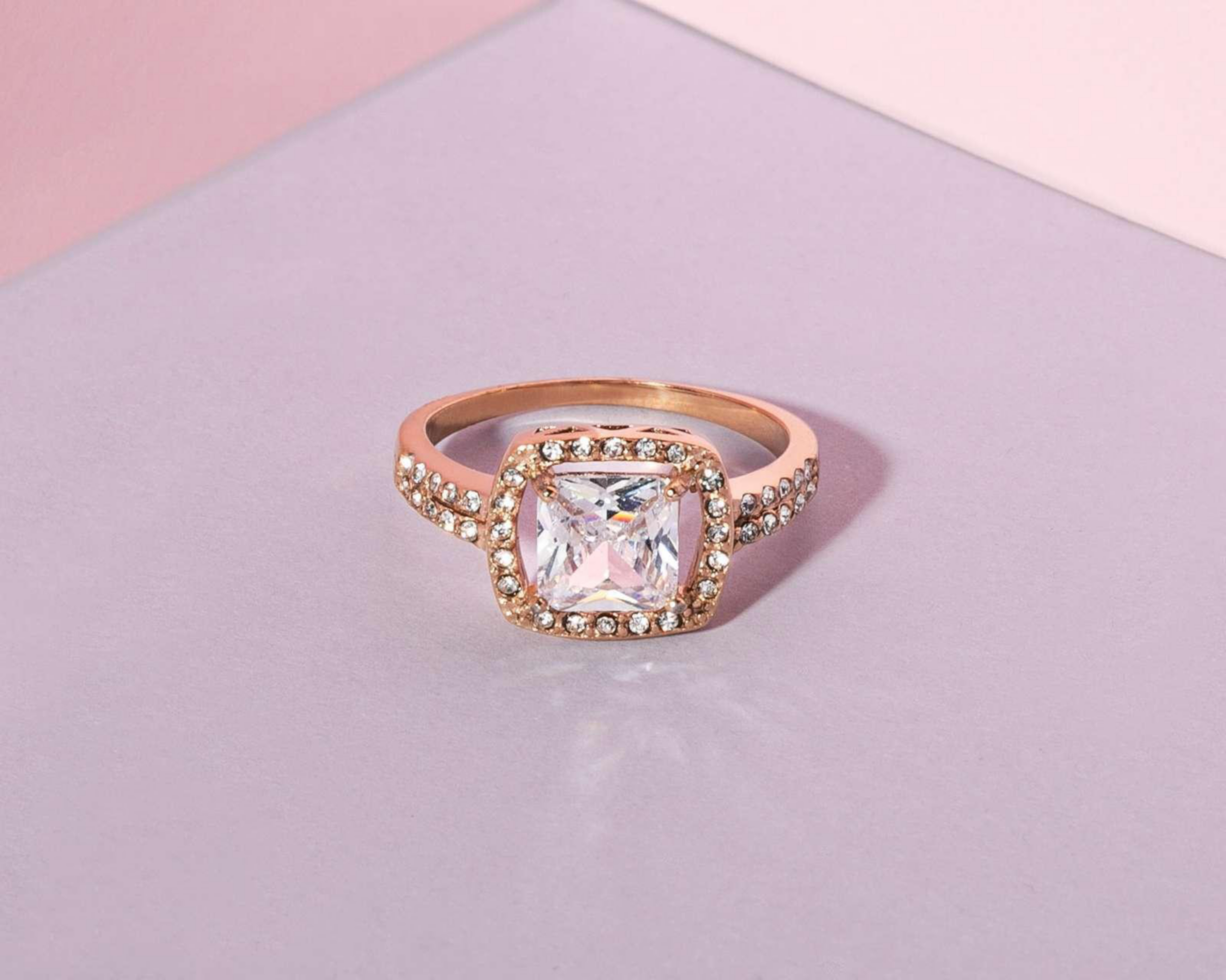 Foto 7 | Anillo de Acero Inoxidable Jennifer Lopez No. 8-8.5