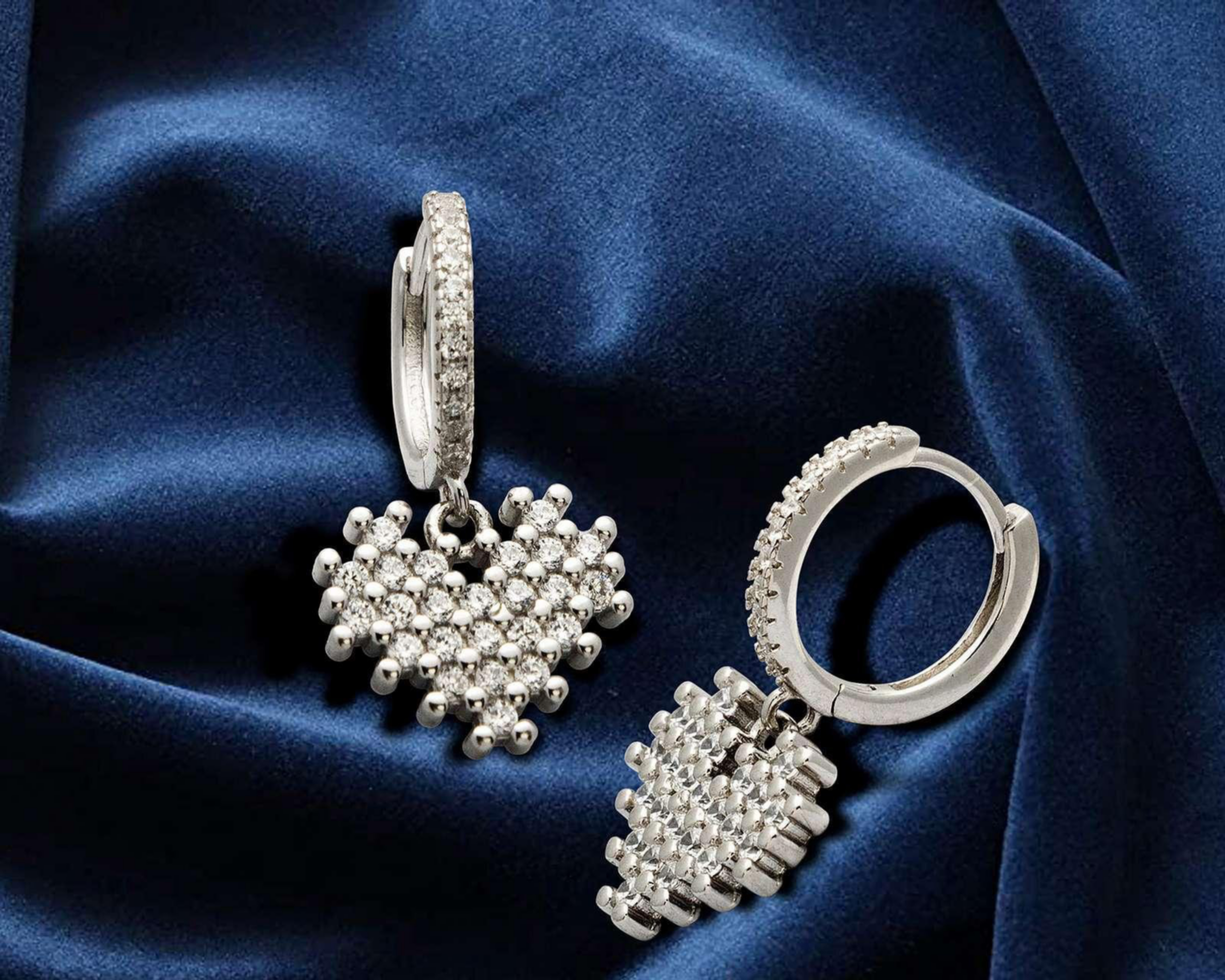 Foto 4 pulgar | Aretes de Plata Sahara