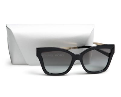 Foto 5 | Lentes de Sol Michael Kors Cat Eye Negro