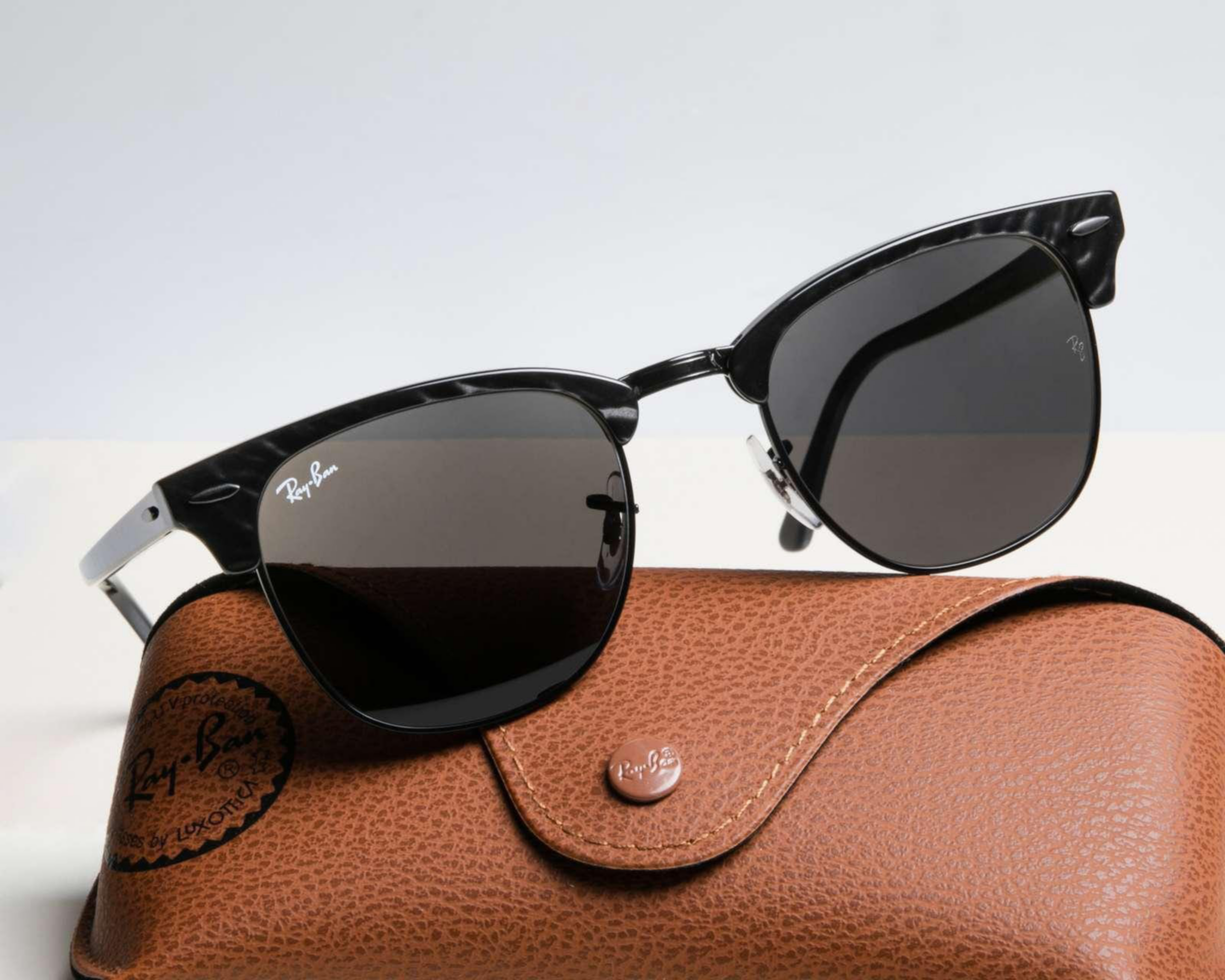 Foto 6 pulgar | Lentes de Sol Ray Ban Wayfarer Negro