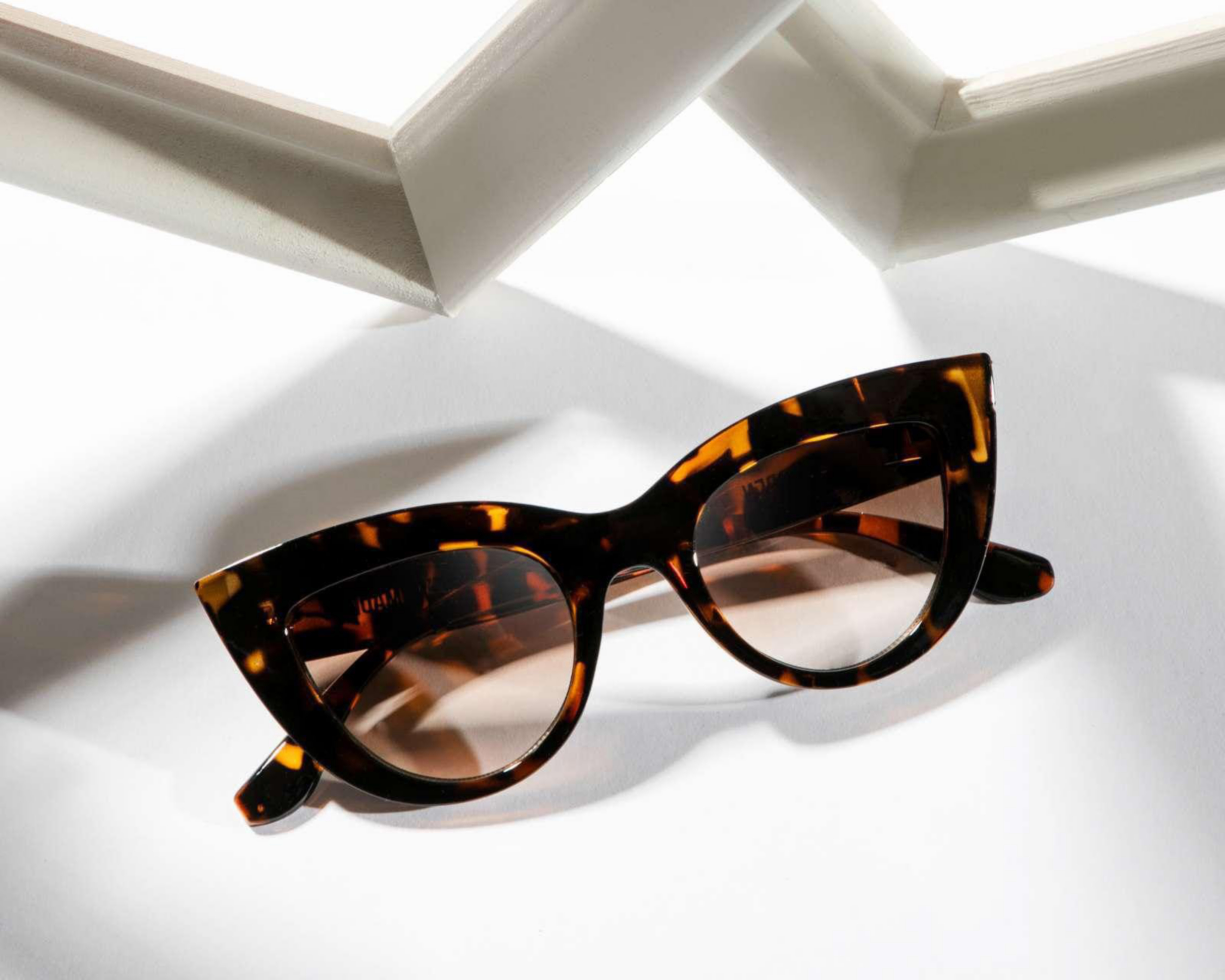 Foto 5 | Lentes de Sol Steve Madden Cat Eye Café