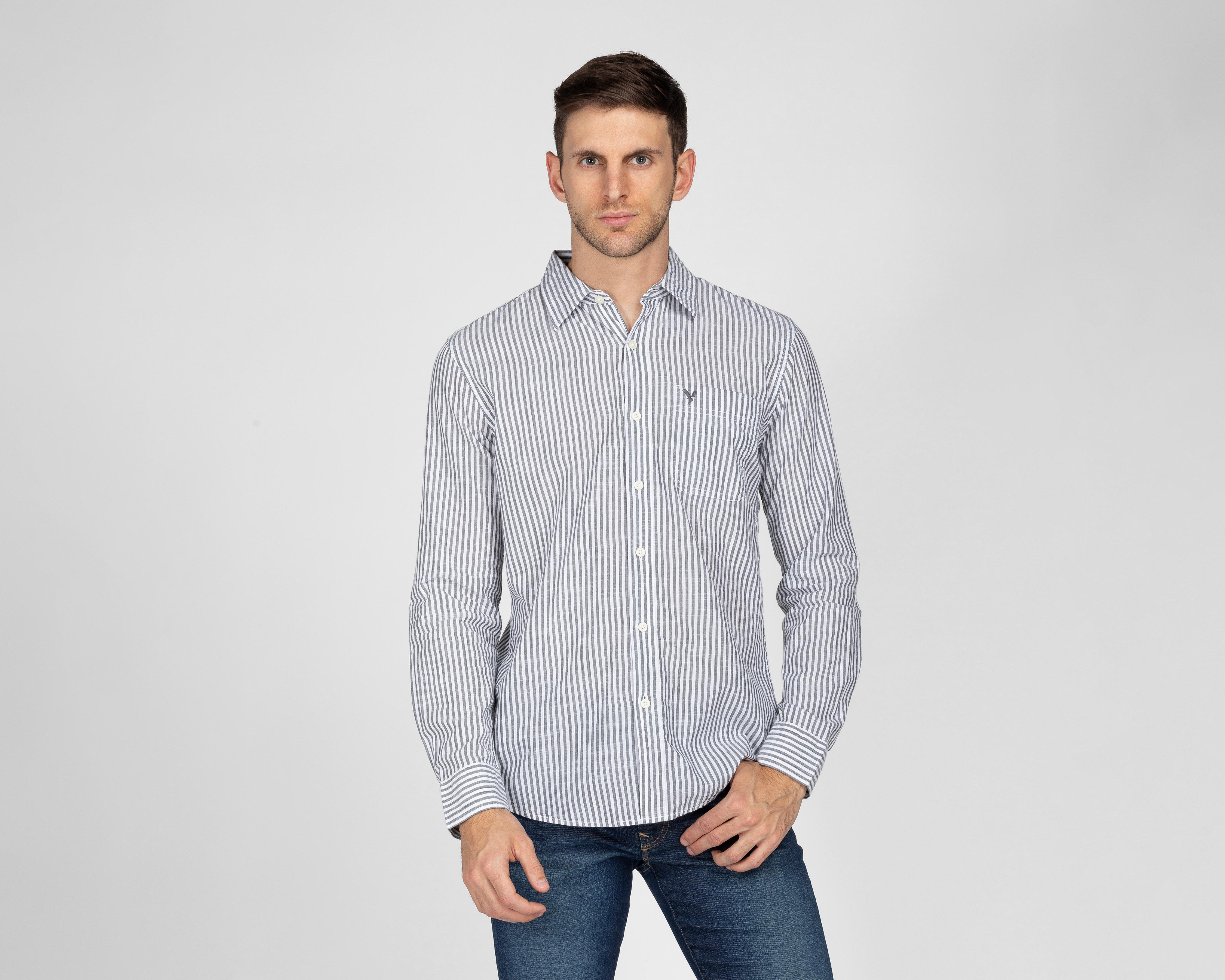 Camisa de Moda American Eagle Slim Fit a Rayas para Hombre $499