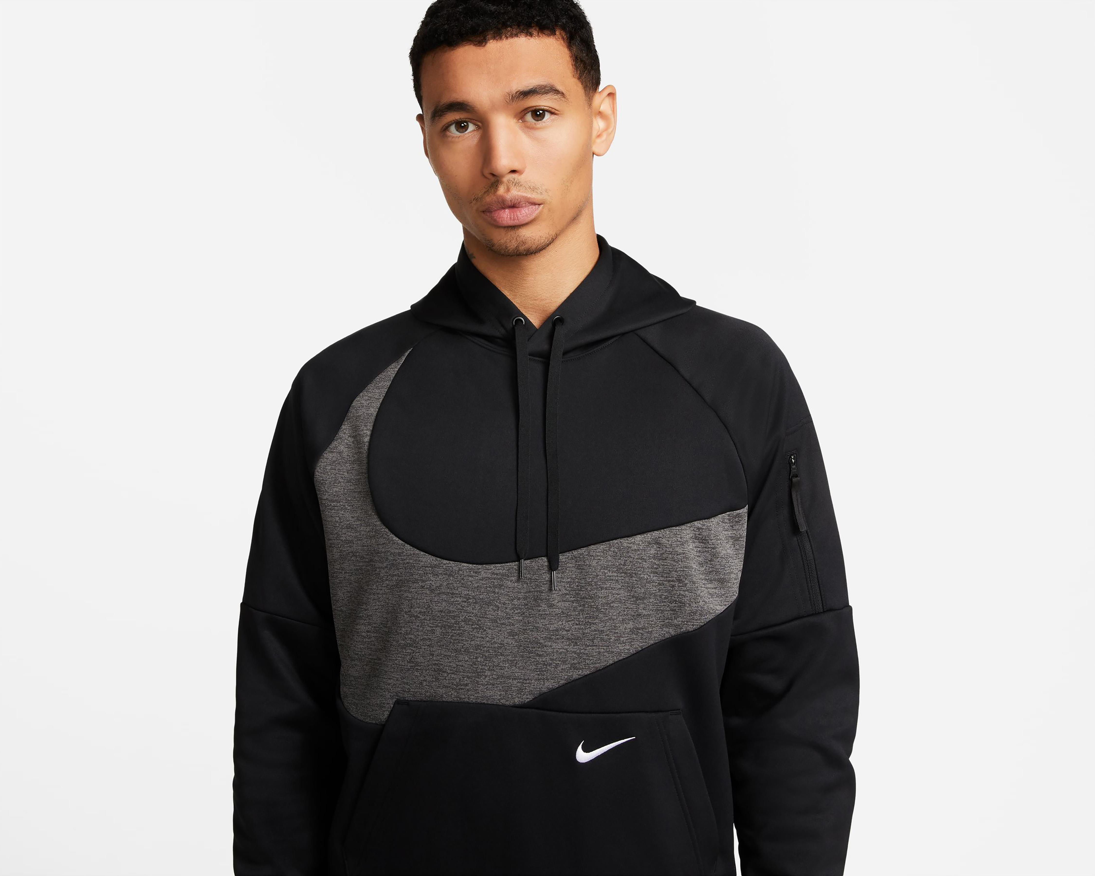 Foto 4 pulgar | Sudadera Nike Therma-FIT de Entrenamiento