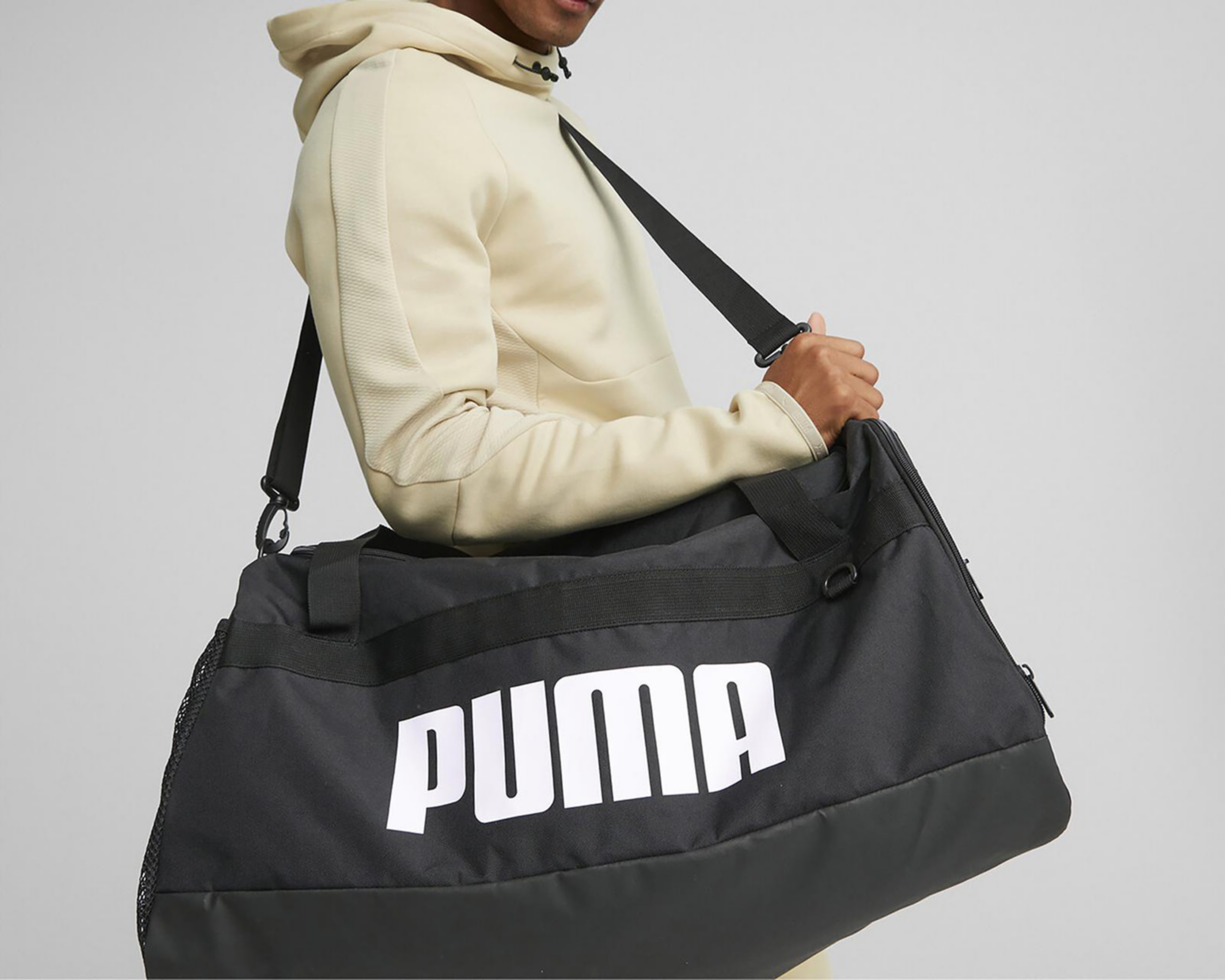 Foto 5 pulgar | Maleta Deportiva Puma Negra