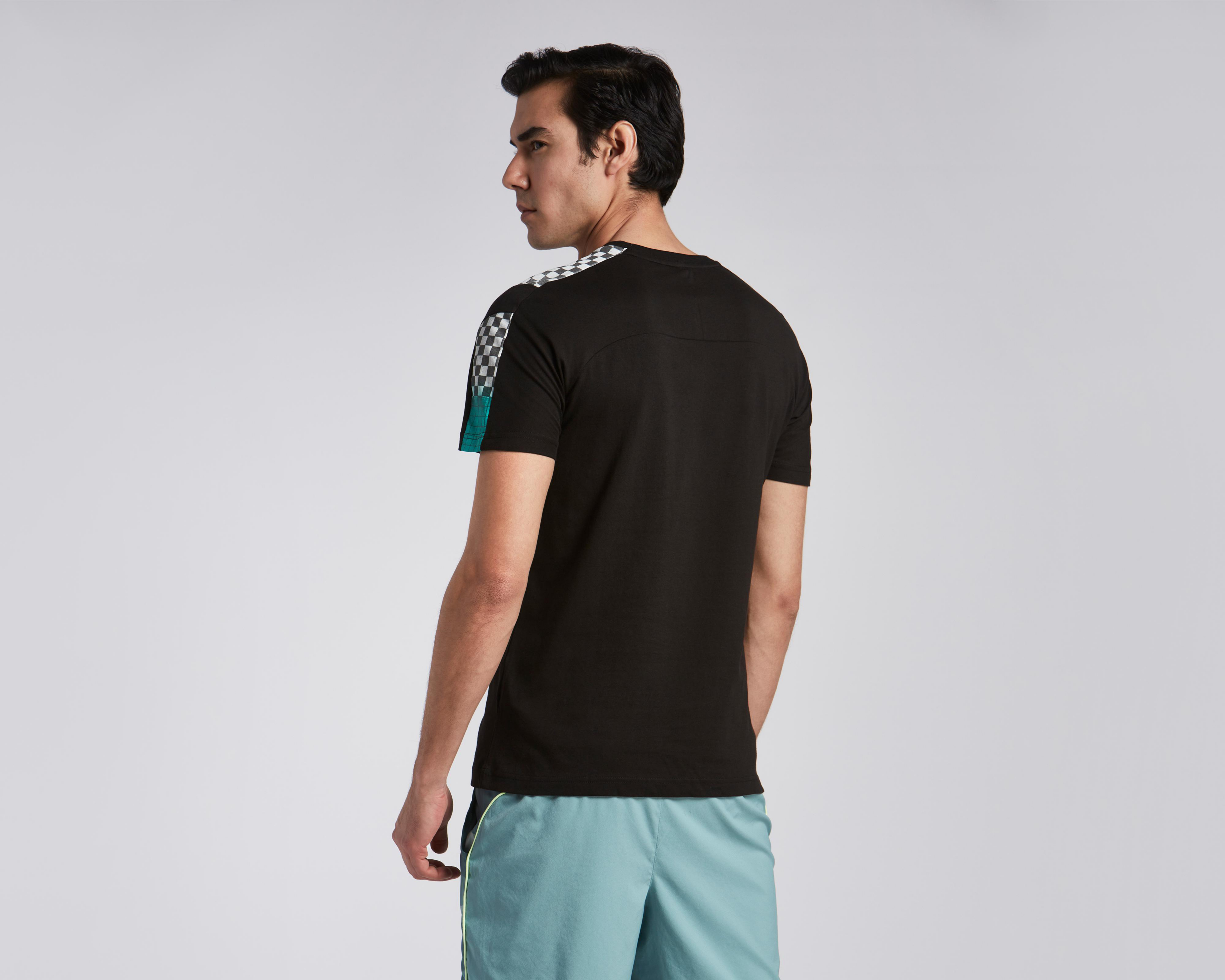 Foto 3 pulgar | Playera Mercedes Benz F1 Puma