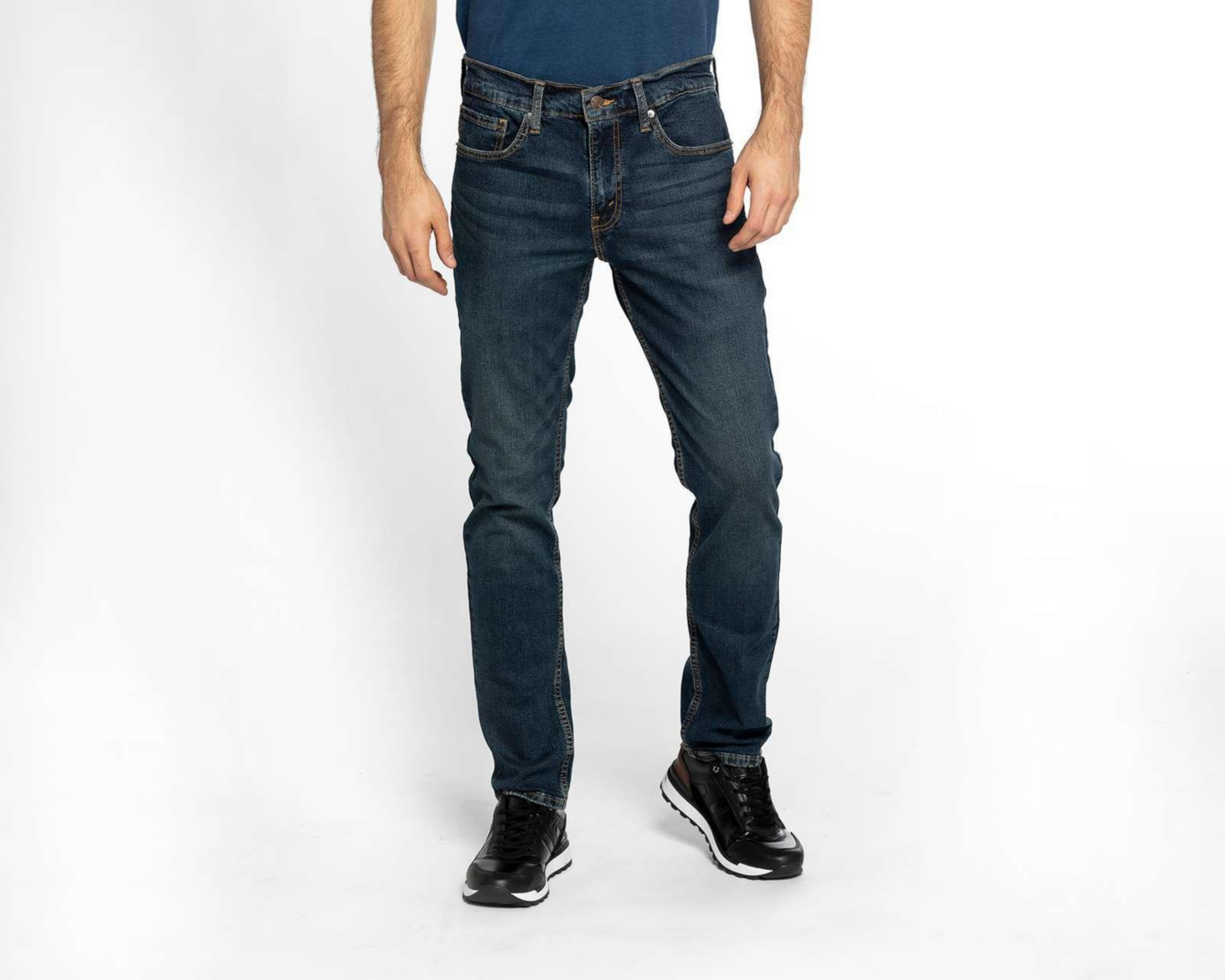 Jeans Denizen 216 Slim Fit $399