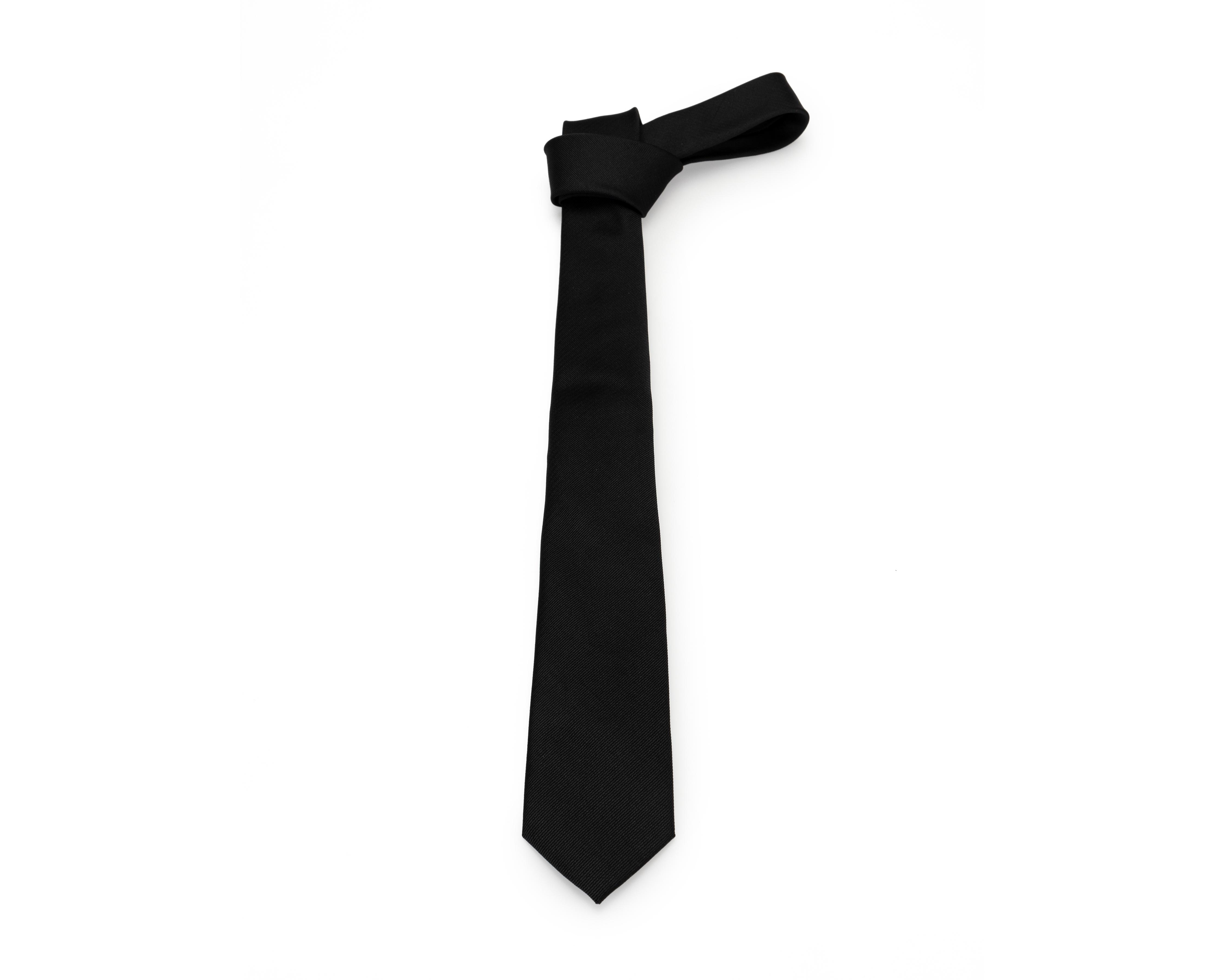 Corbata Lisa Wall Street Negra $119