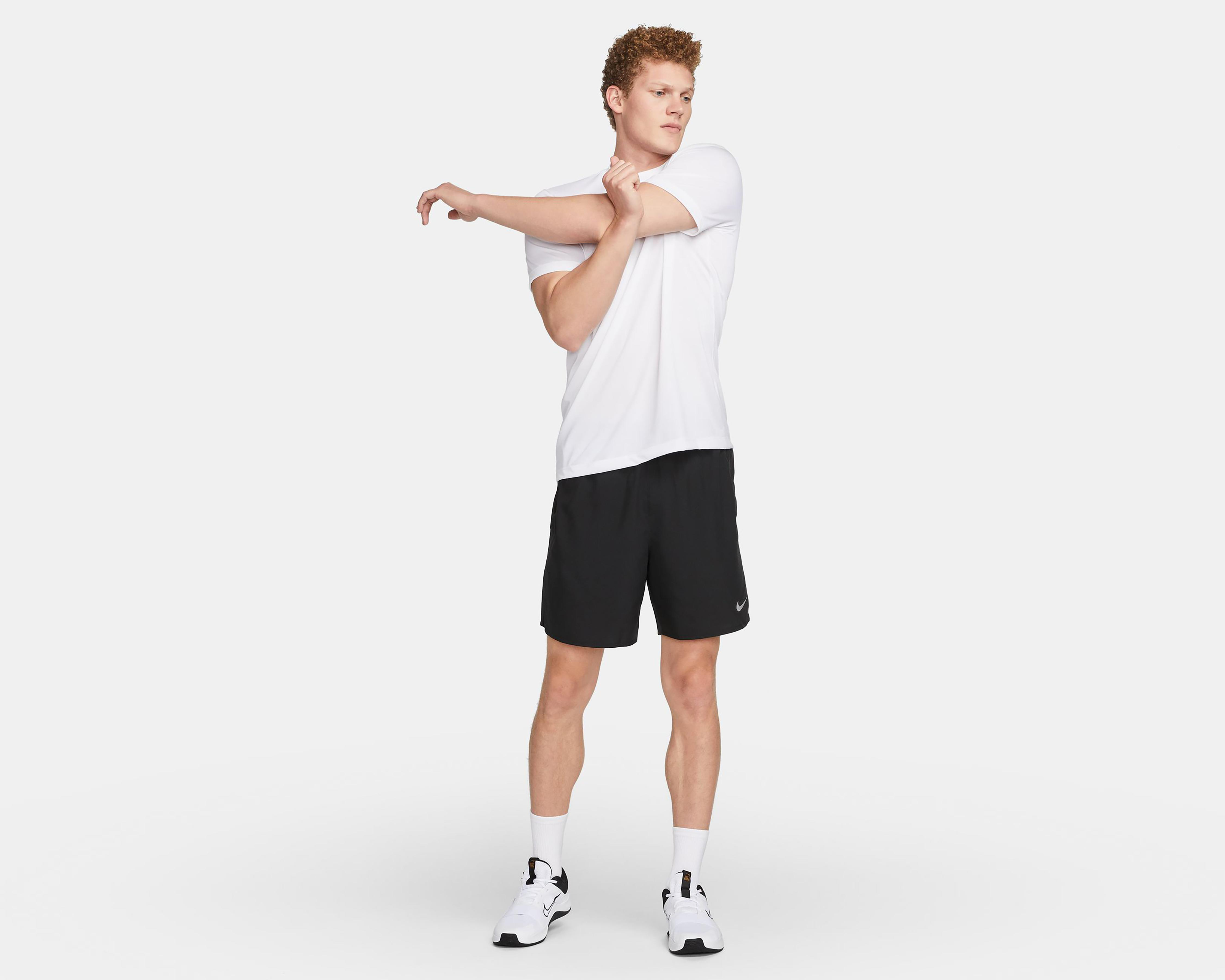 Foto 9 pulgar | Short Nike Dri-FIT de Entrenamiento