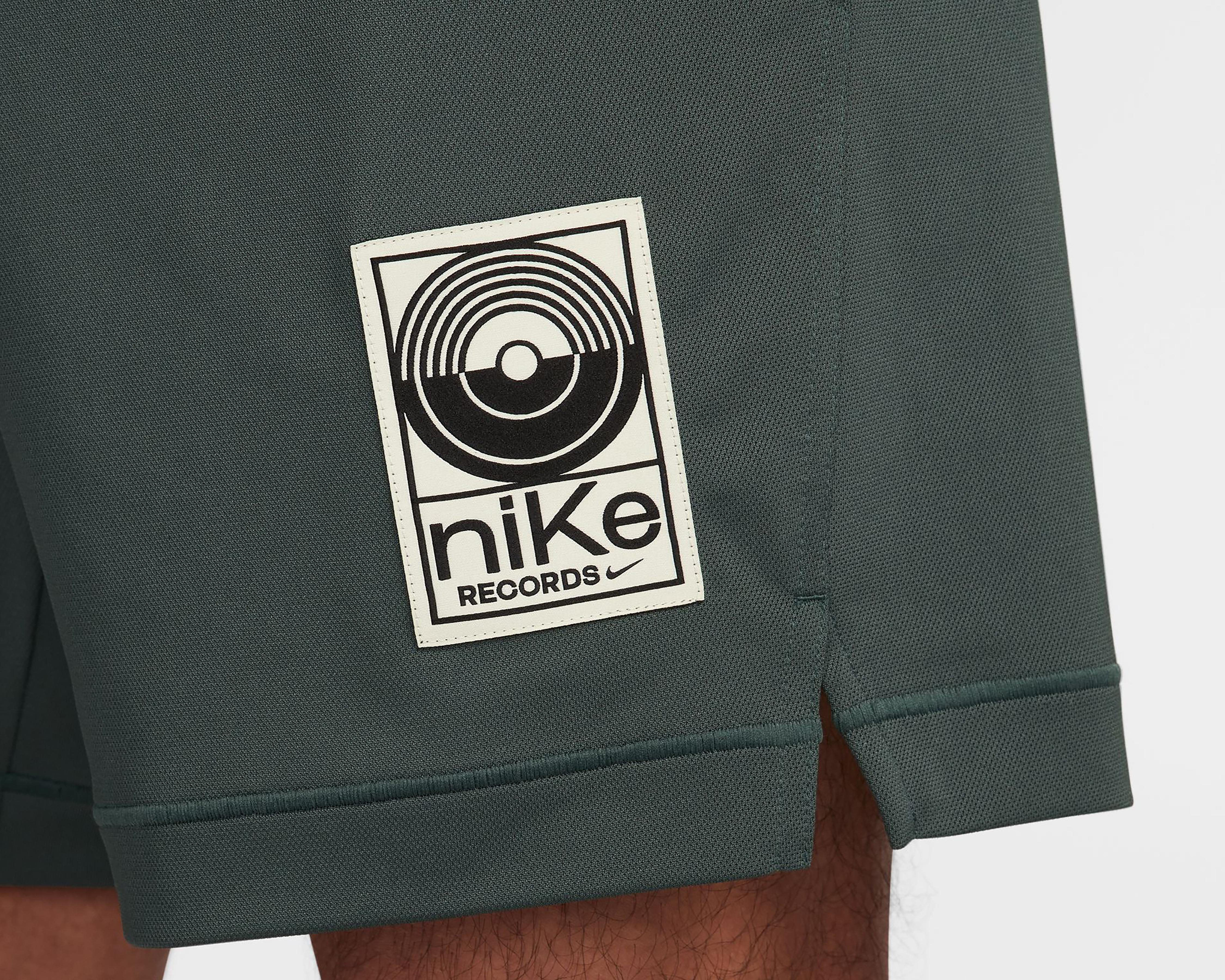 Foto 5 pulgar | Short Nike Dri-FIT Totality Studio '72 de Entrenamiento