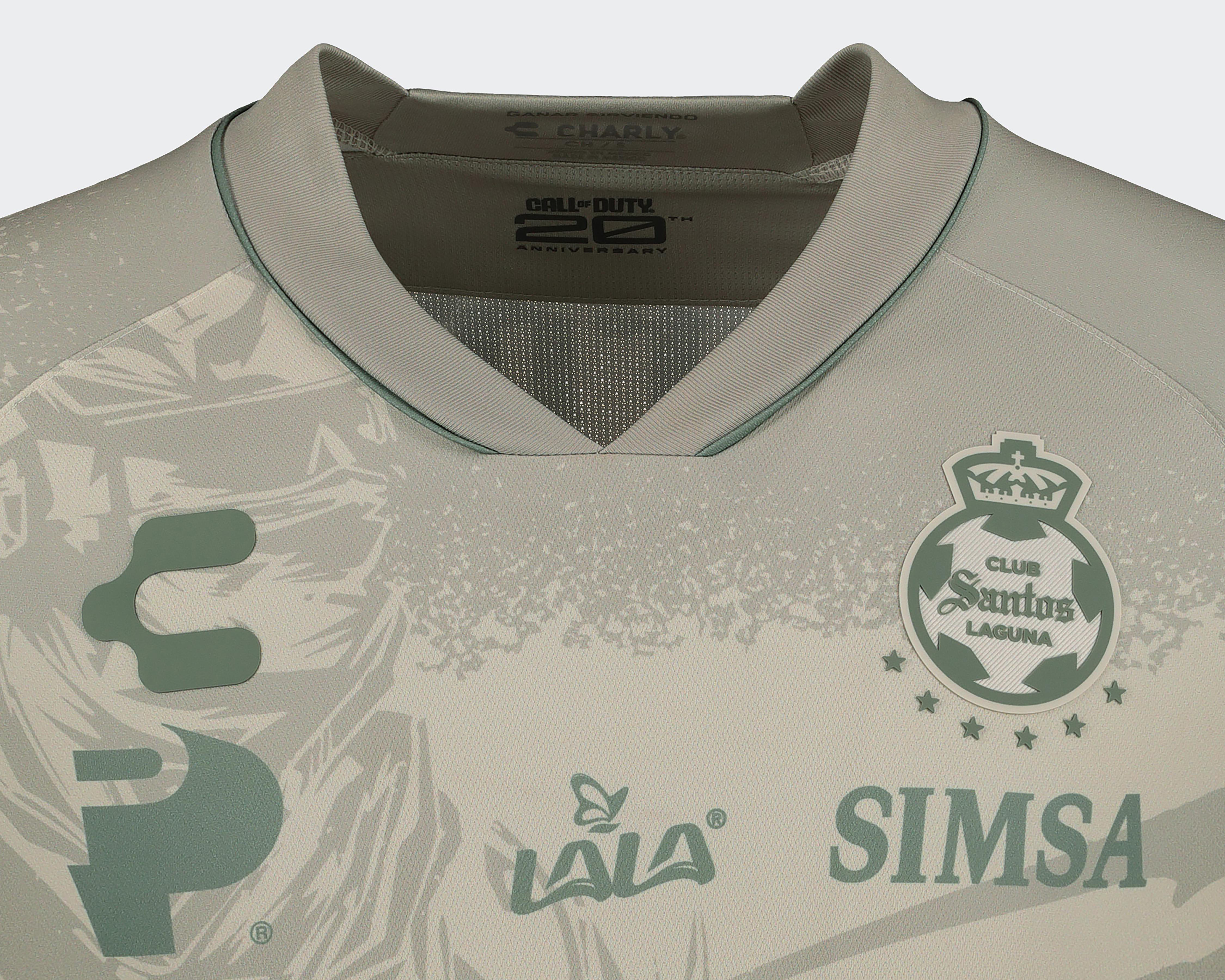 Foto 4 pulgar | Jersey Charly Call of Duty Club Santos Laguna 2023-2024