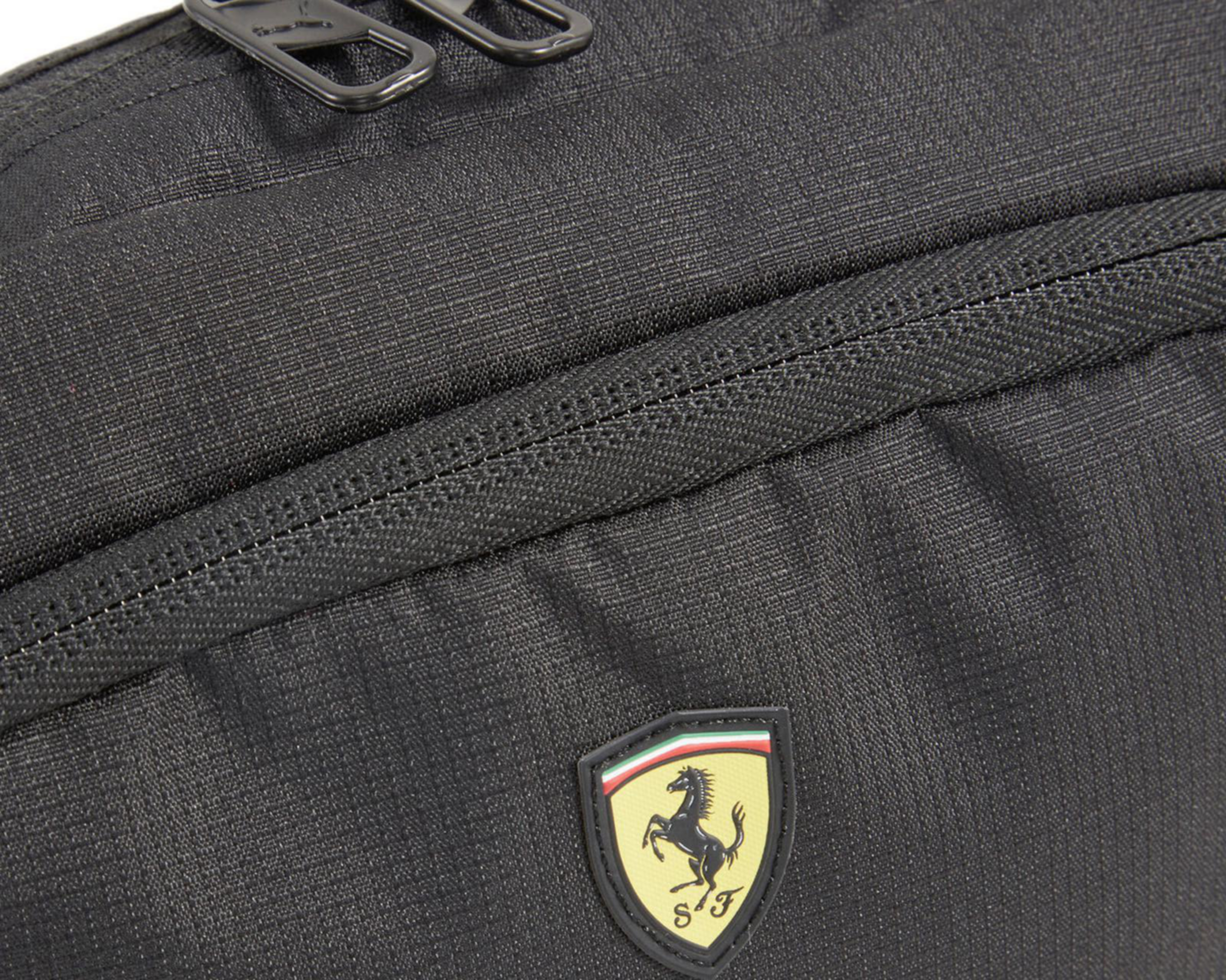 Foto 4 pulgar | Cangurera Puma Ferrari