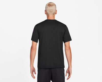 Foto 2 | Playera Nike Dri-FIT Hyverse de Entrenamiento