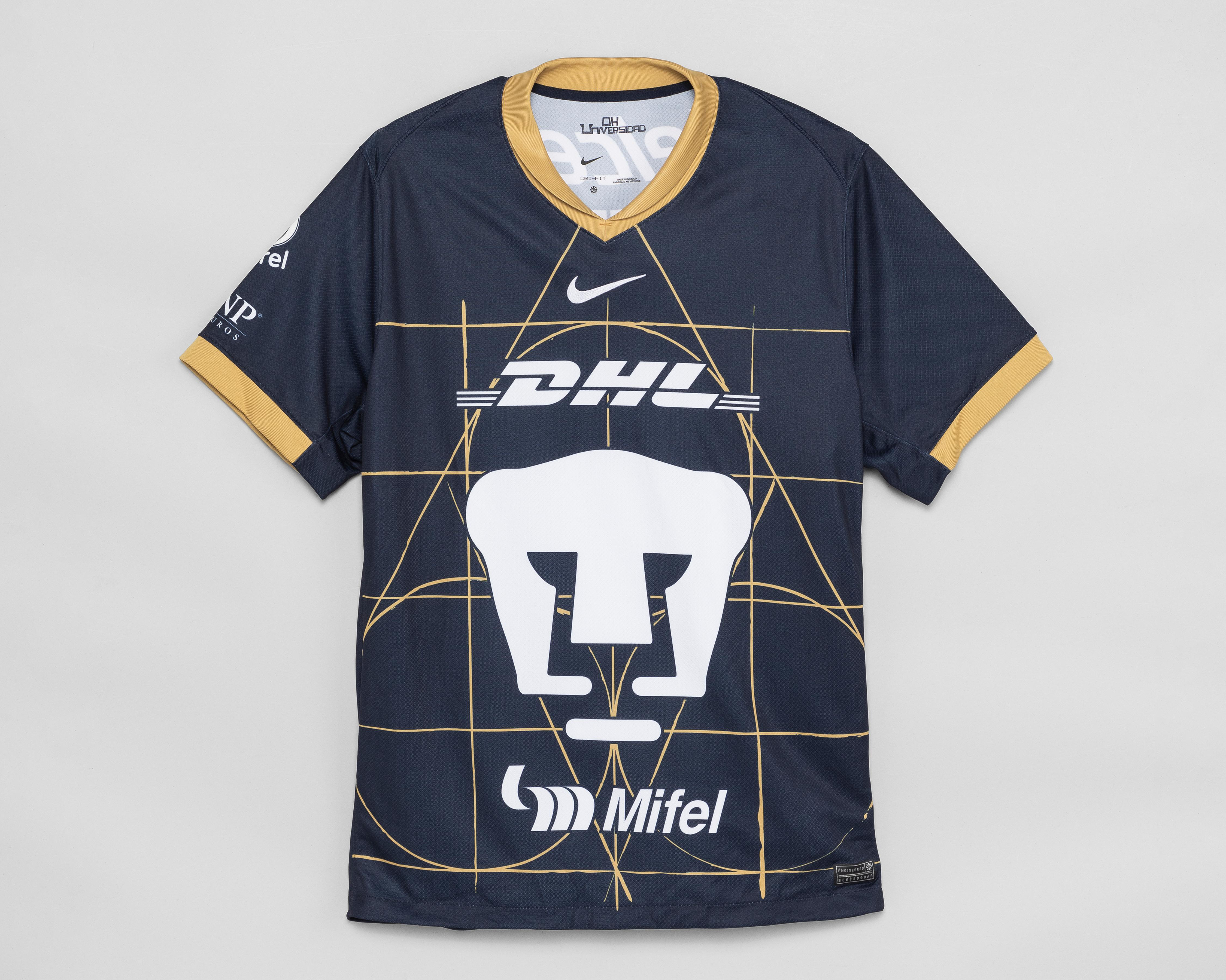 Jersey Nike Pumas Visitante 24/25 para Hombre $1,899