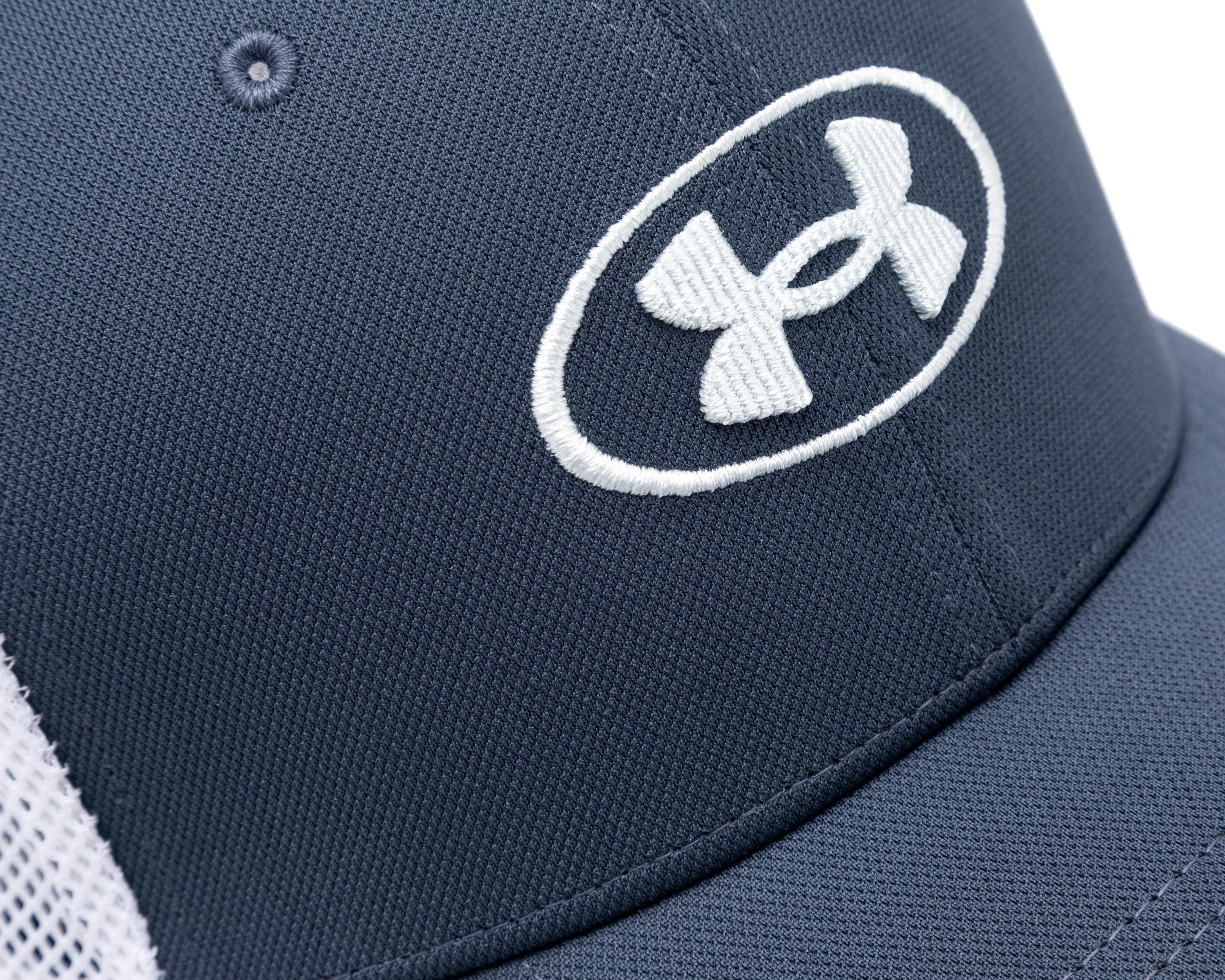 Foto 5 pulgar | Gorra Under Armour Blitzing Trucker