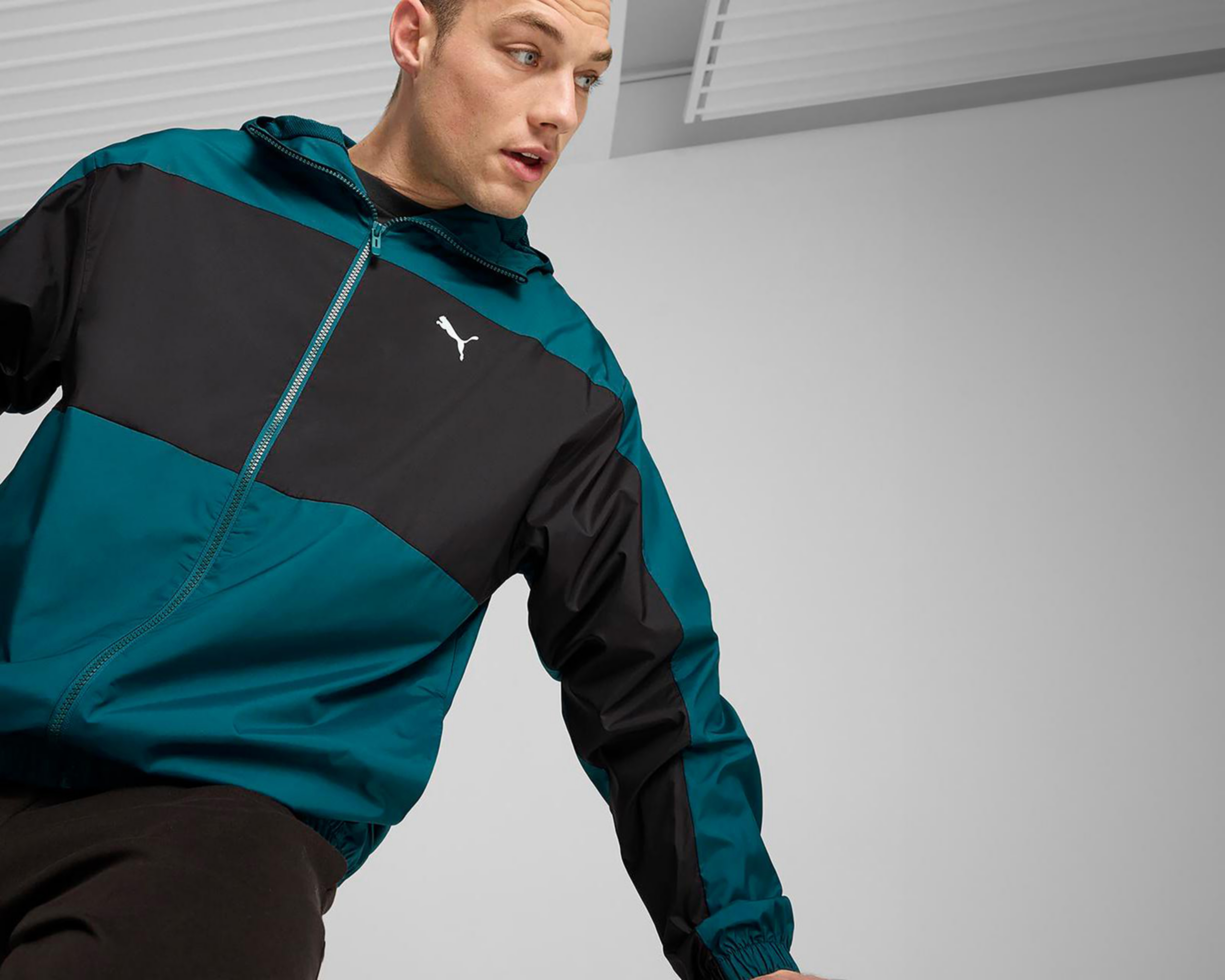 Foto 7 | Chamarra Puma Windcell Mesh Lined Windbraker de Entrenamiento para Hombre