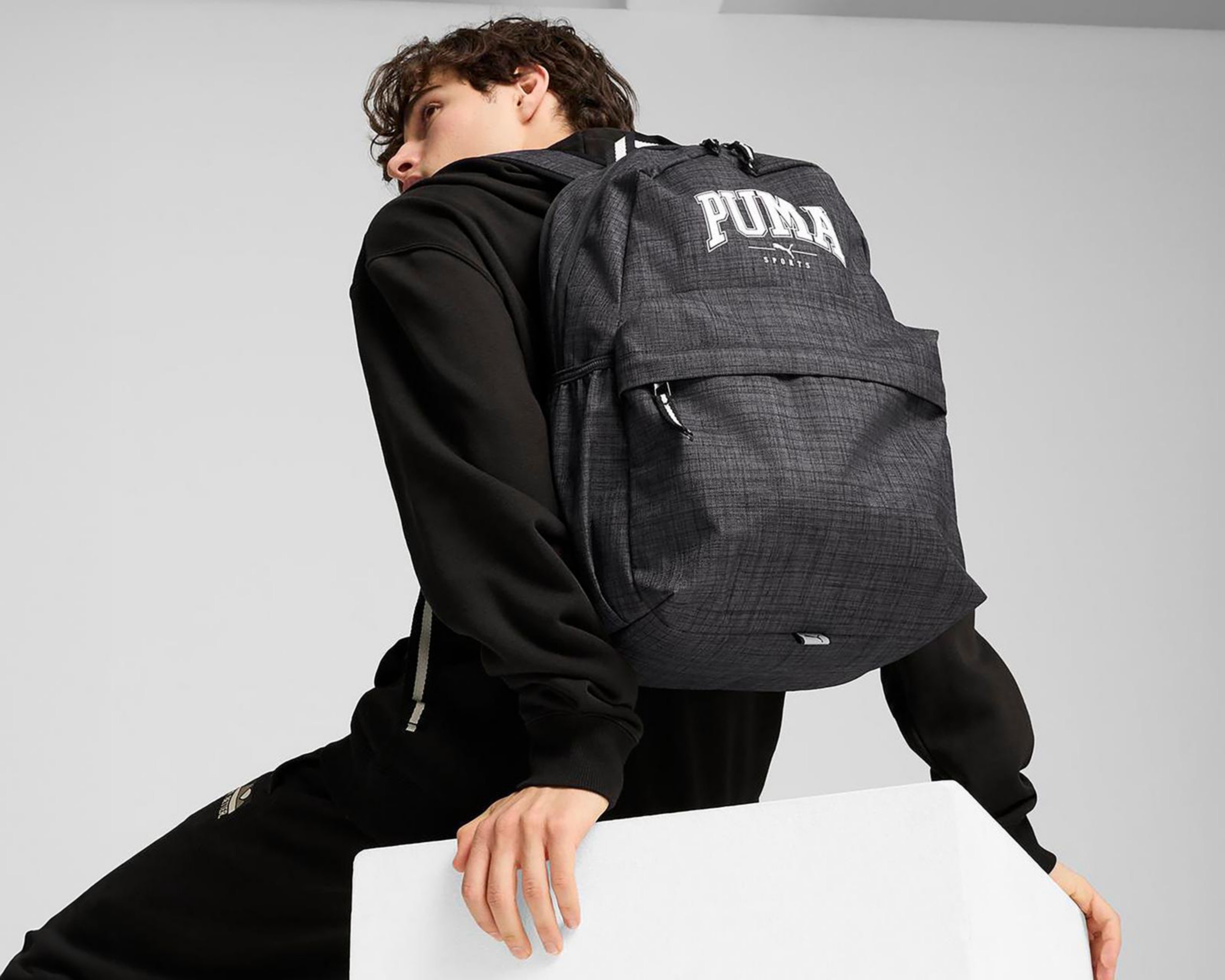 Foto 5 pulgar | Mochila Puma Squad Backpack Gris