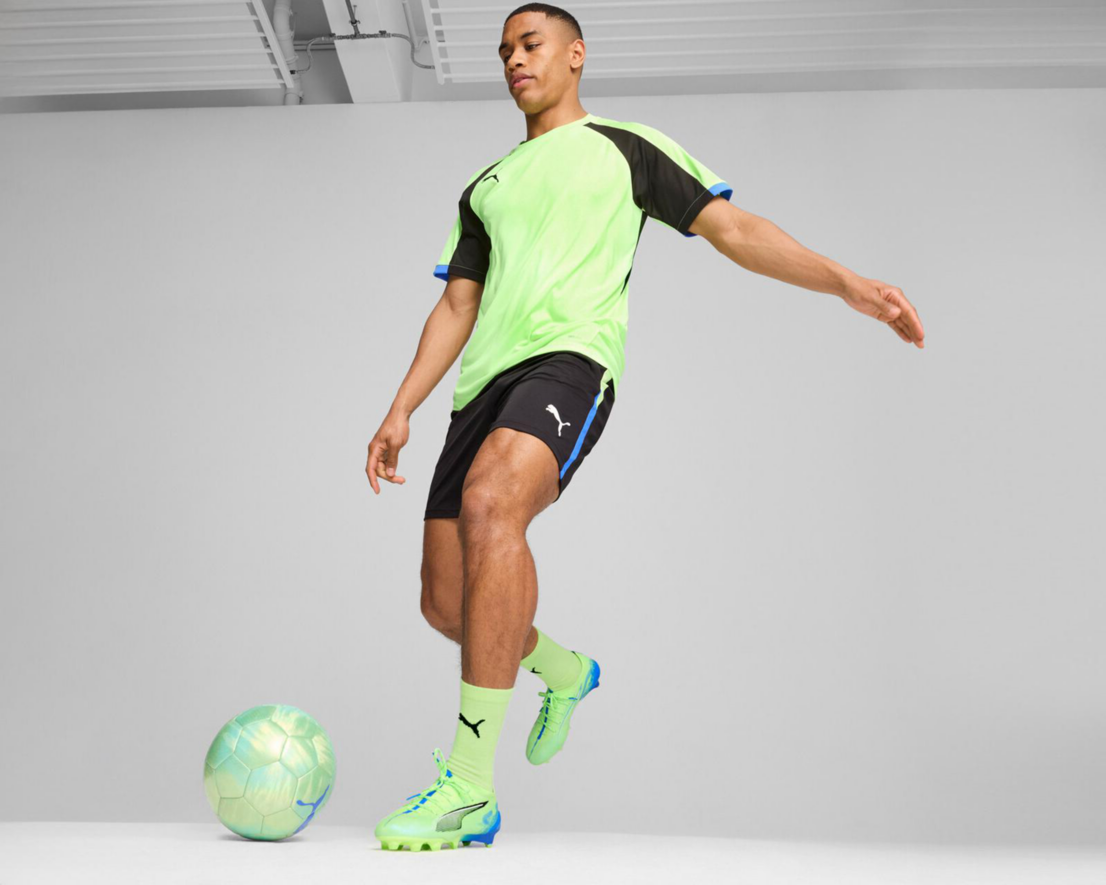 Foto 6 pulgar | Short Puma IndividualLIGA de Entrenamiento para Hombre