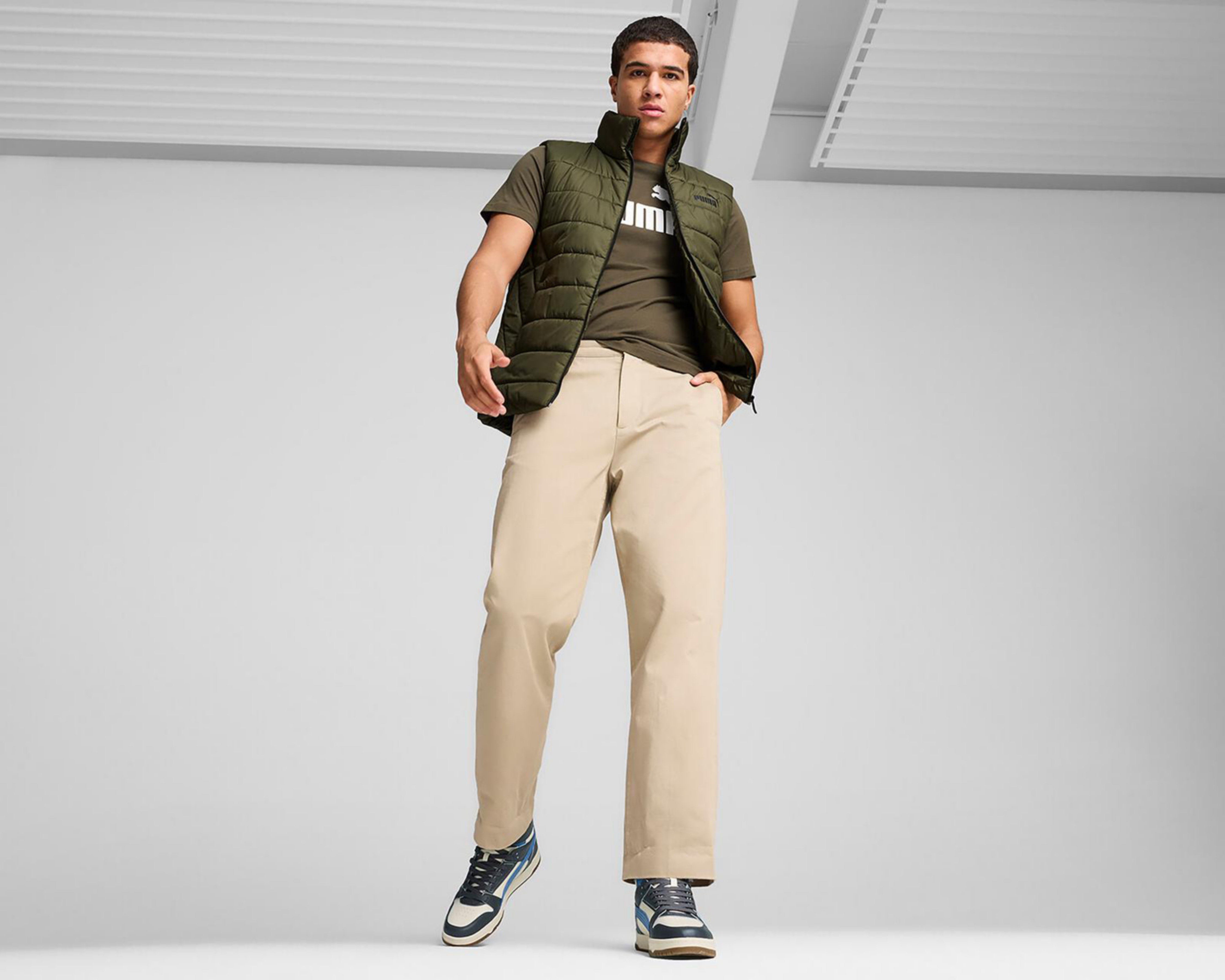 Foto 7 | Chaleco de Entrenamiento Puma Essentials RainCELL para Hombre