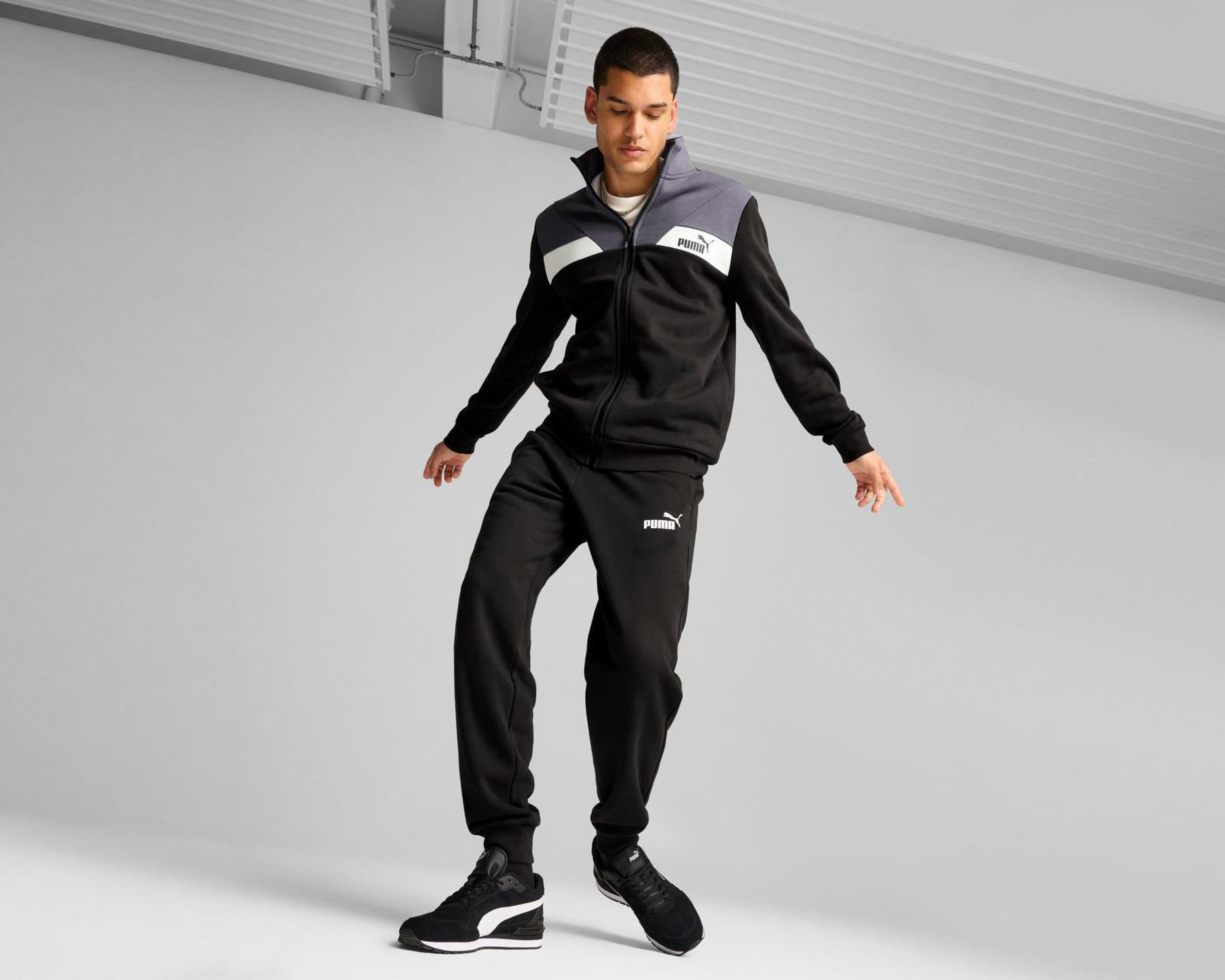 Foto 4 pulgar | Chamarra y Pants Puma Power Suit de Entrenamiento para Hombre