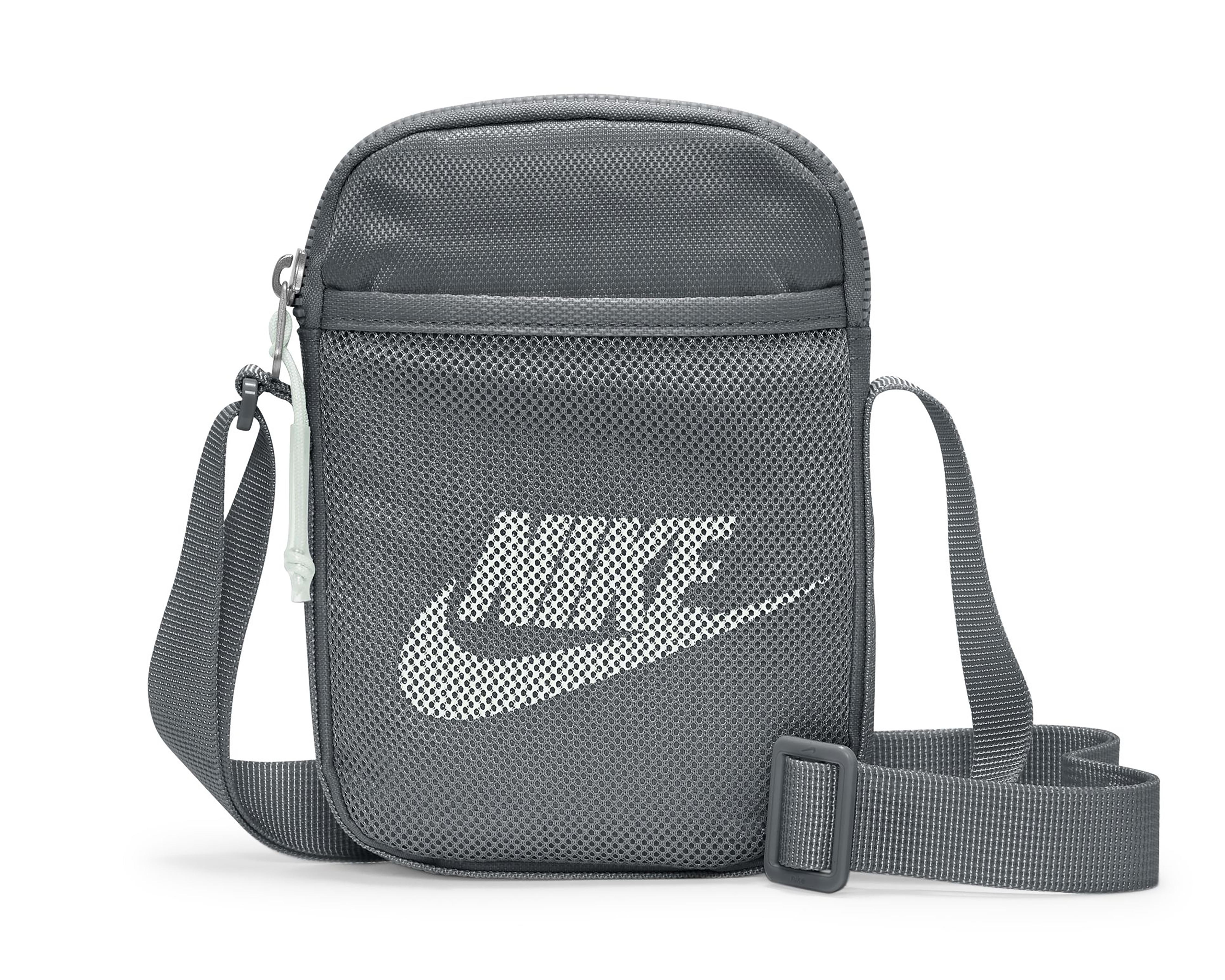 Messenger Nike Heritage