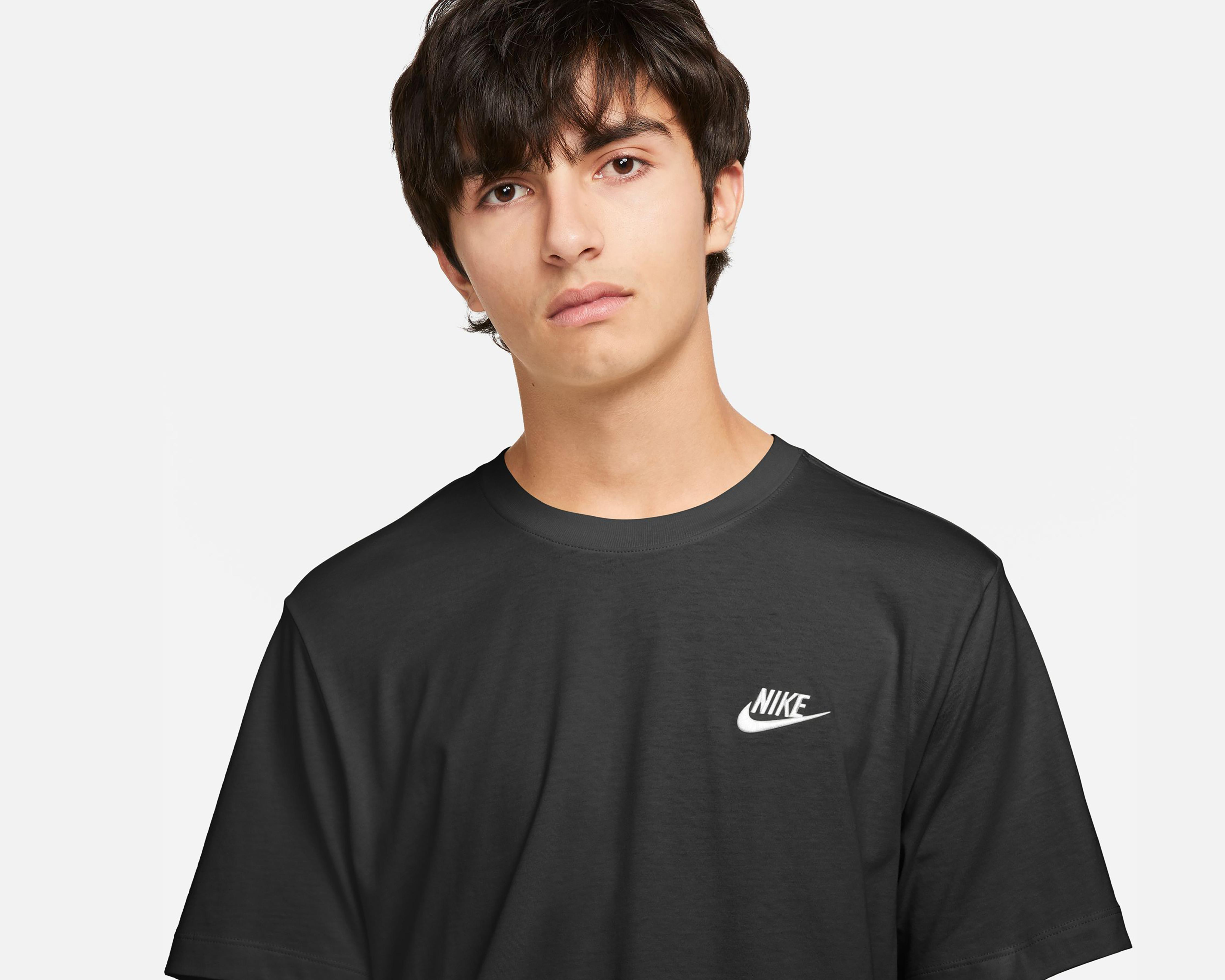 Foto 4 pulgar | Playera Nike Sportswear Club de Entrenamiento