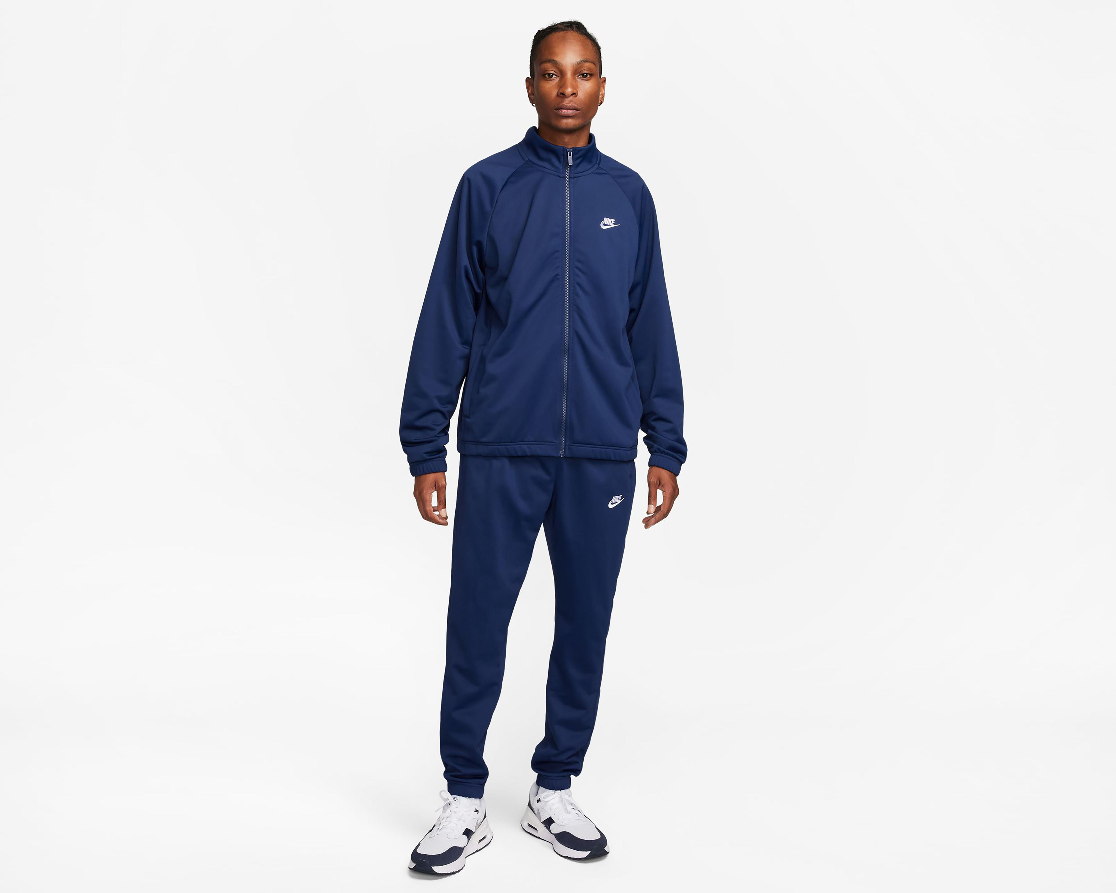 Foto 2 pulgar | Pants y Chamarra Nike para Hombre