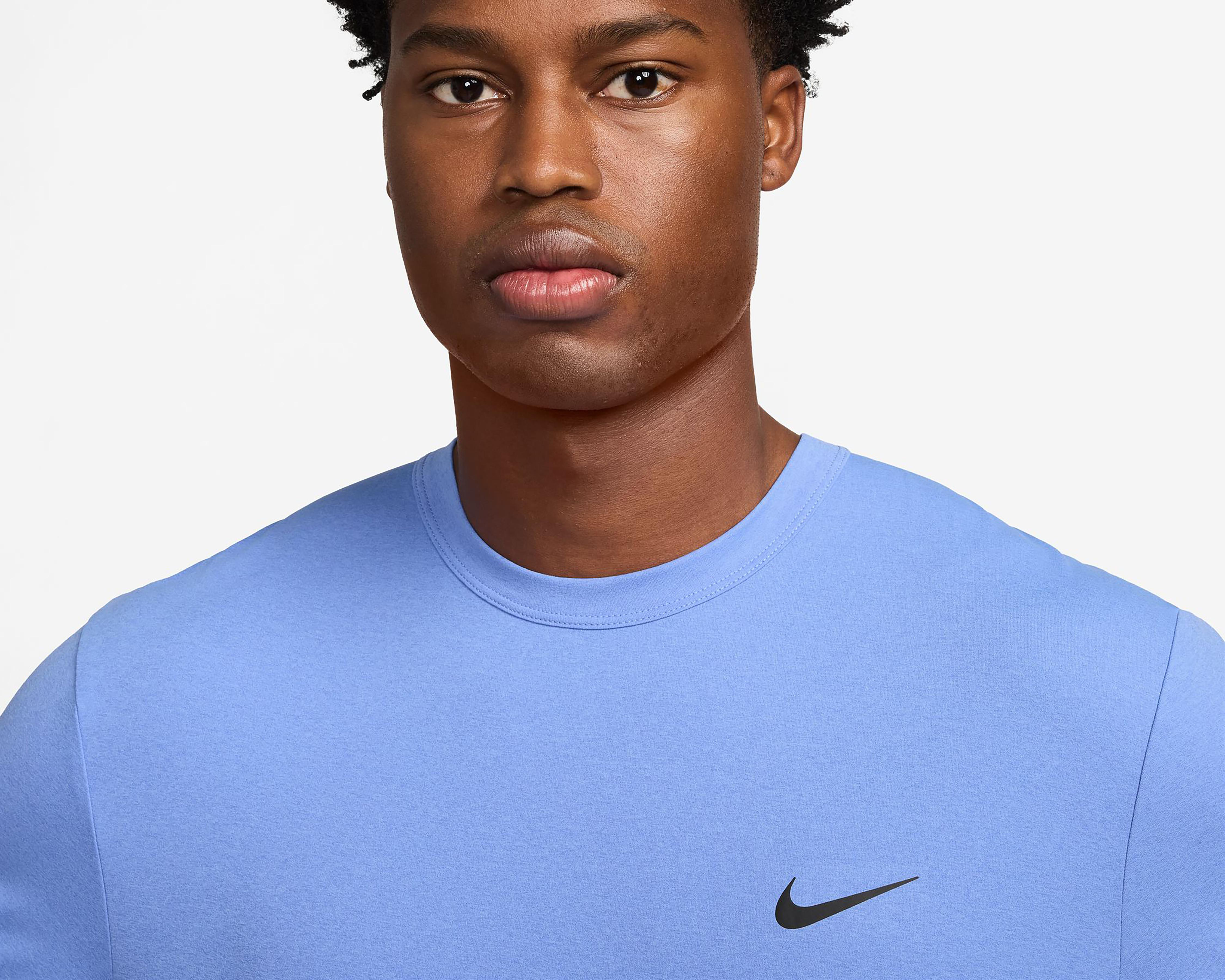 Foto 3 | Playera Nike Dri-FIT Hyverse de Entrenamiento