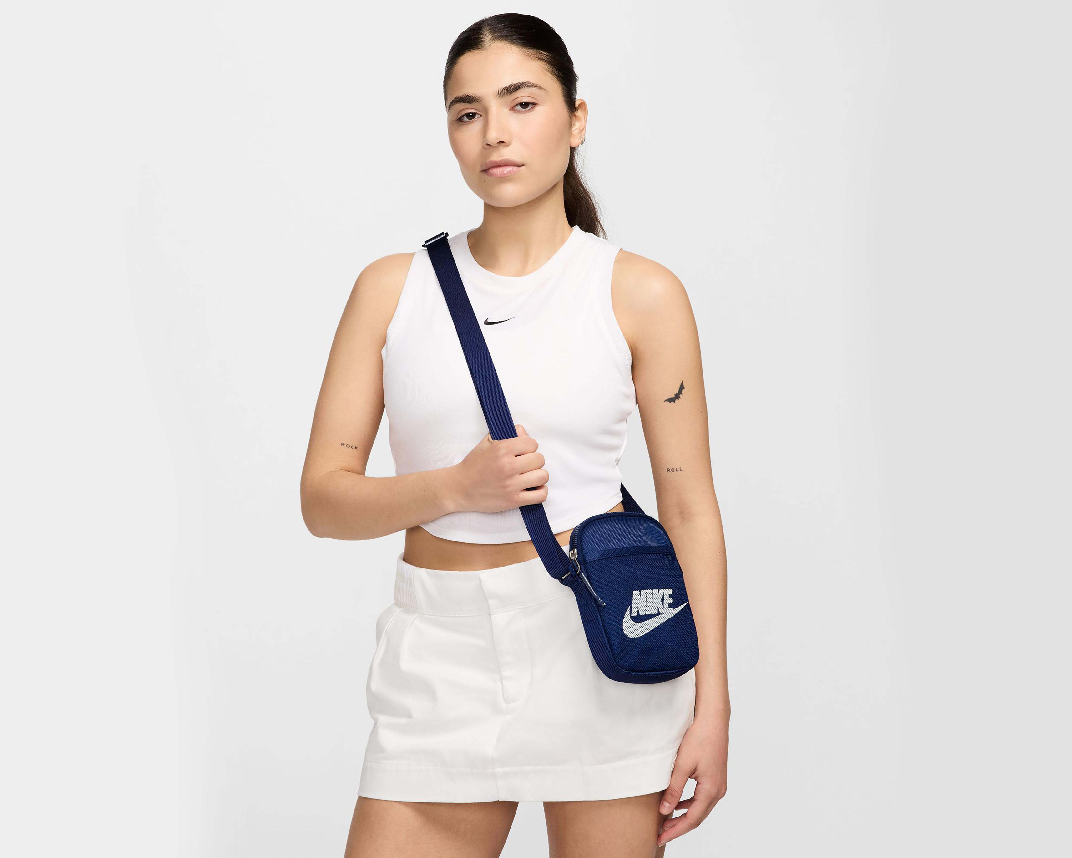 Foto 9 pulgar | Bolsa Messenger Nike Heritage