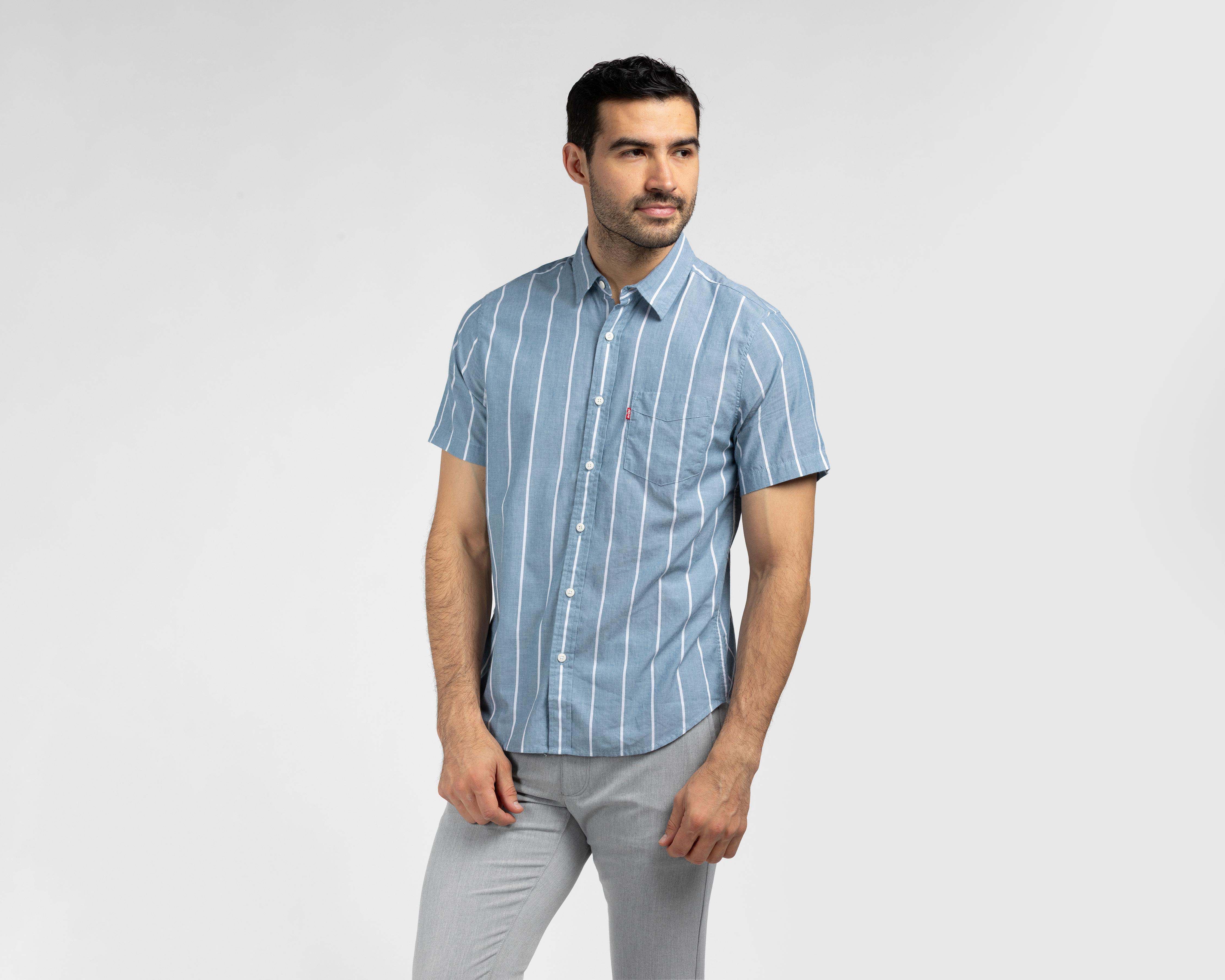 Camisa Casual Levi's Standard Fit a Rayas para Hombre $1,199
