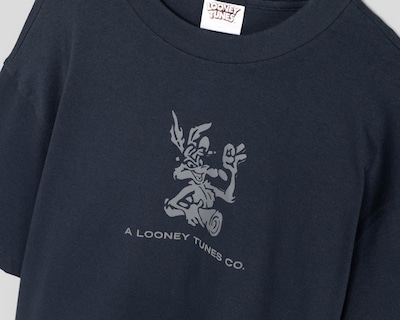Foto 3 | Playera Looney Tunes Gris Cuello Redondo para Hombre
