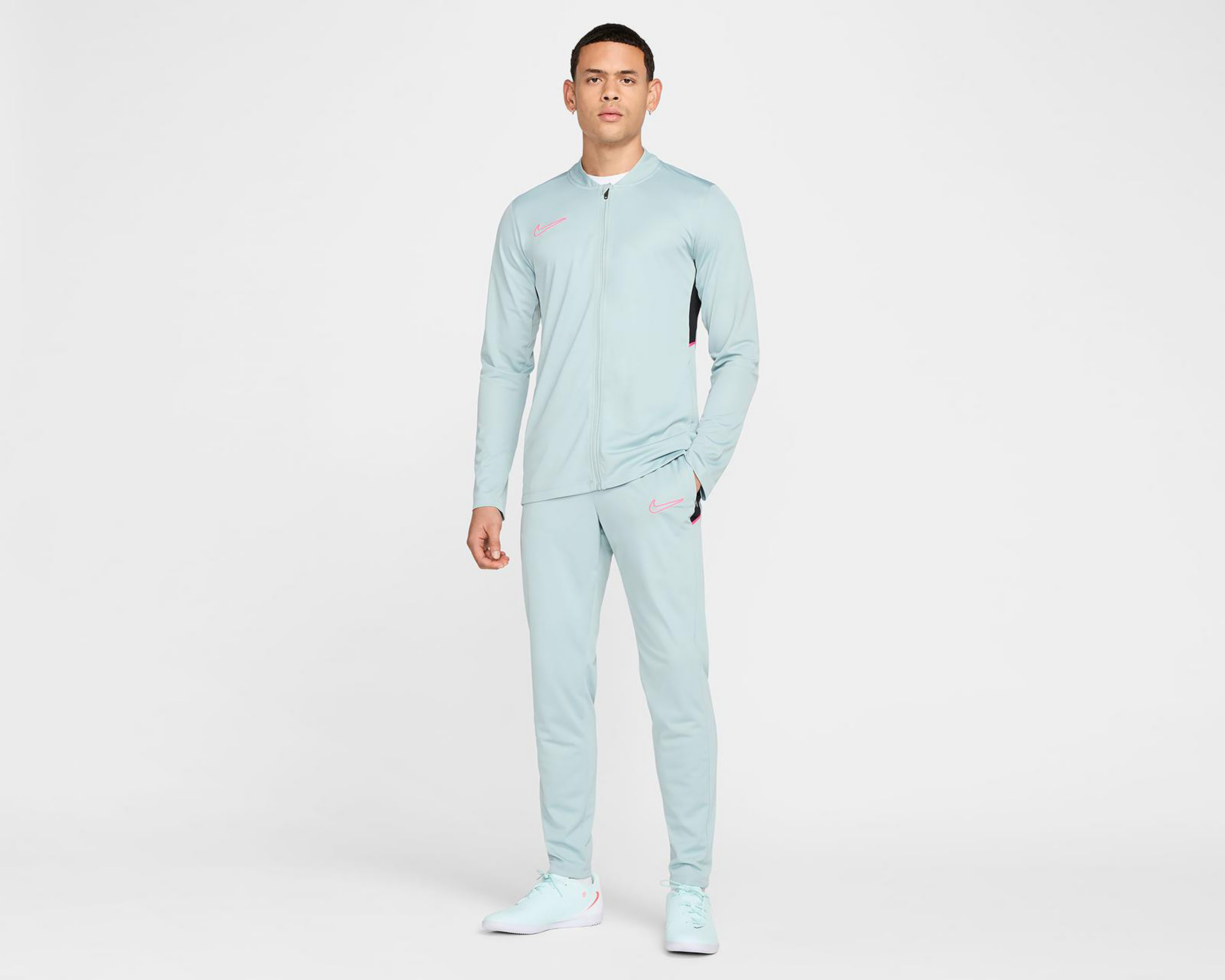 Conjunto Deportivo de Pants y Chamarra Nike Dri-FIT para Hombre