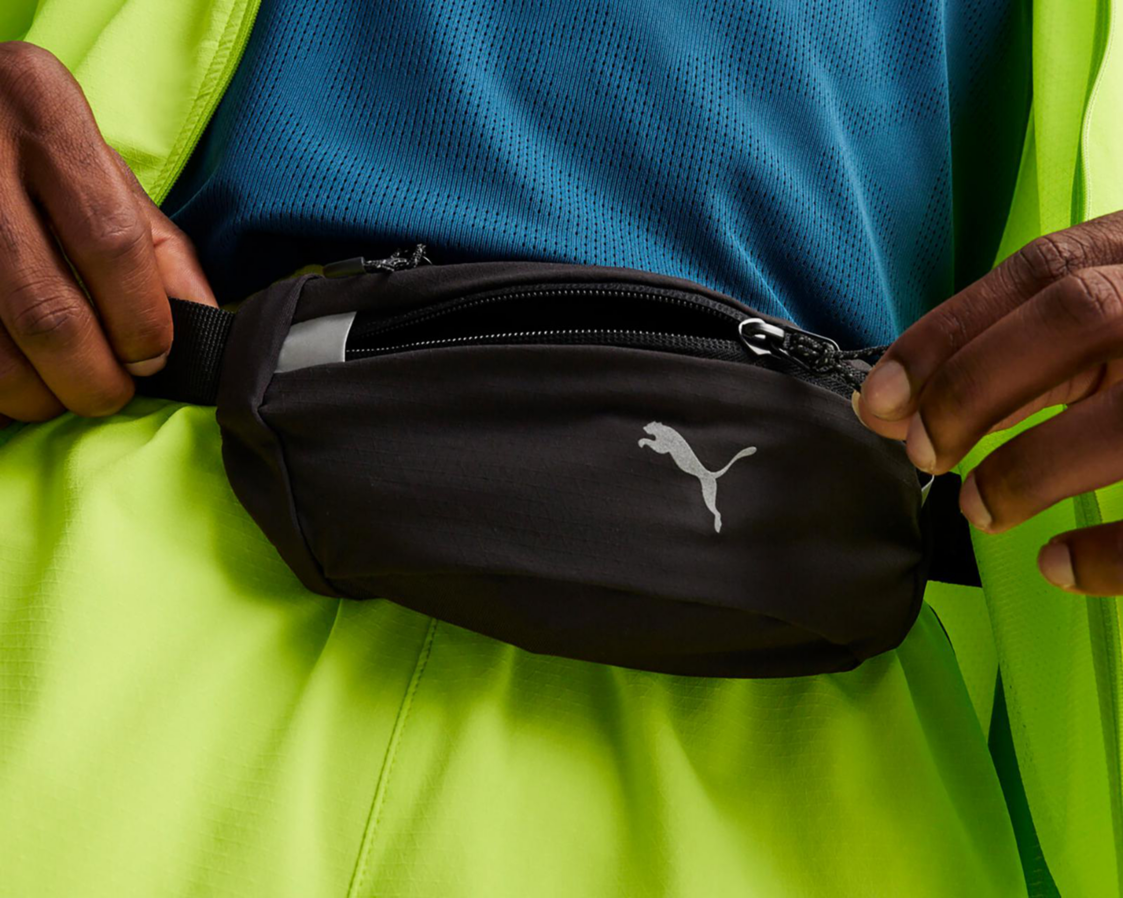 Foto 5 pulgar | Cangurera Puma Classic para Hombre