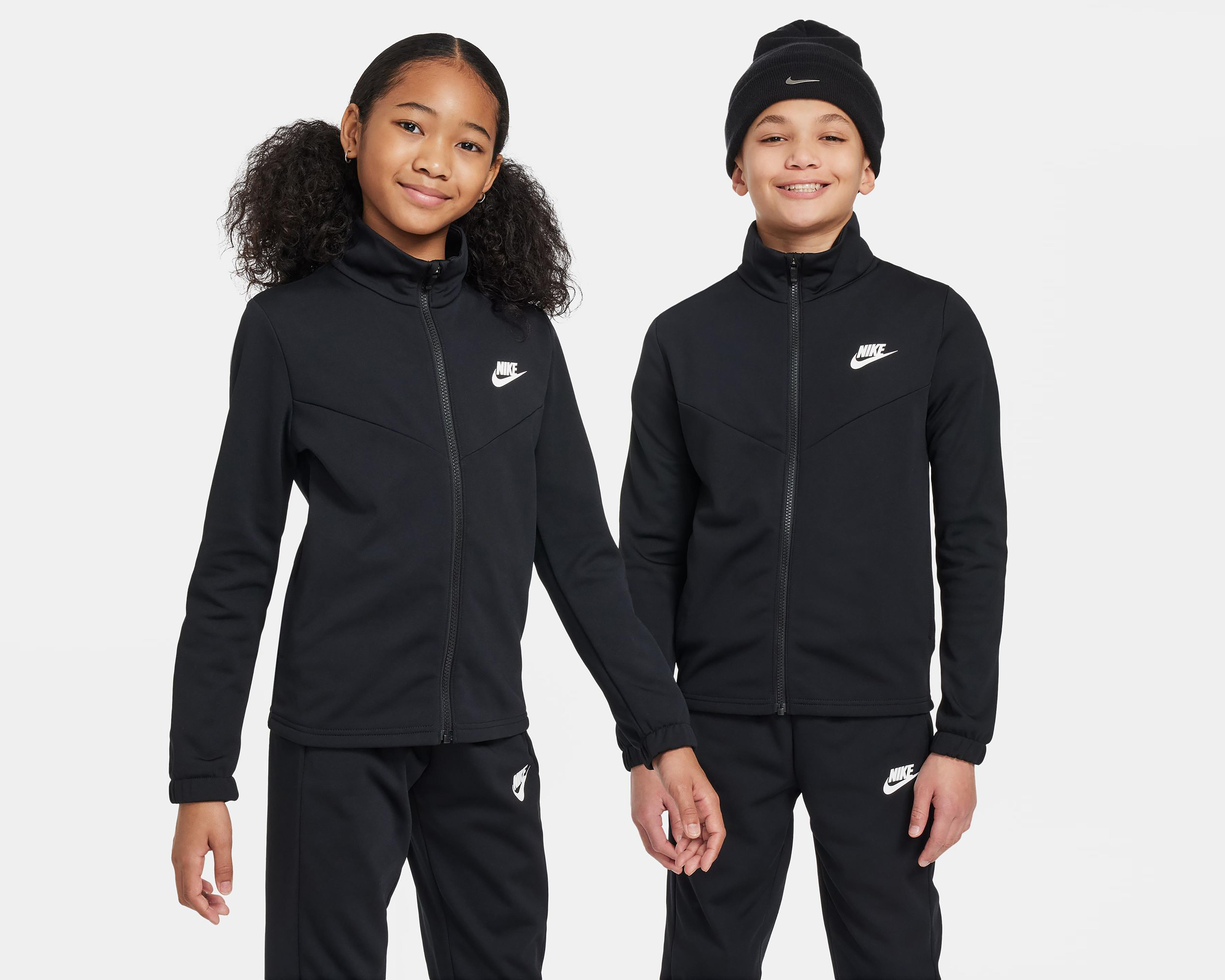 Foto 4 pulgar | Chamarra y Pants Nike Deportivo Unisex