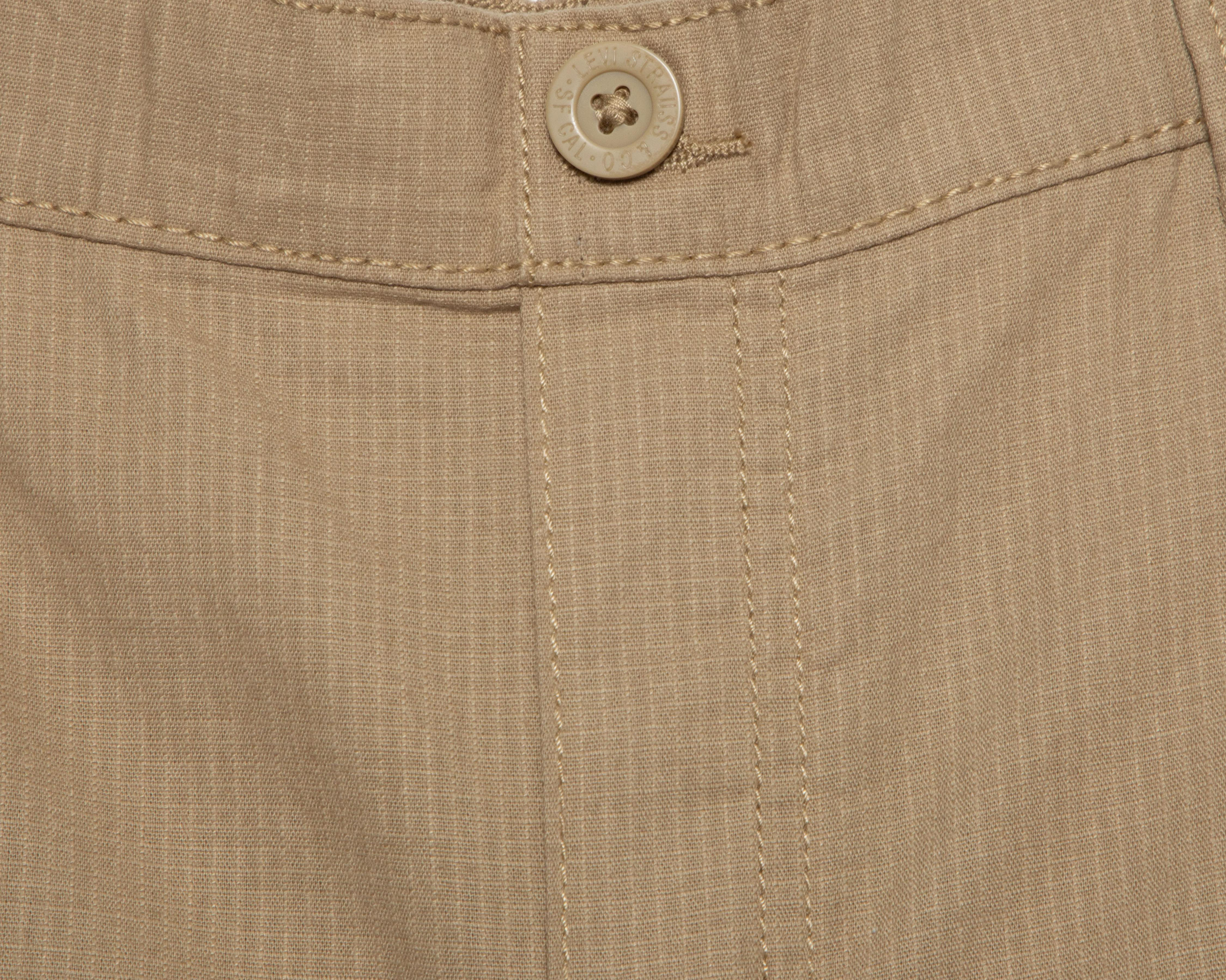 Foto 4 pulgar | Short Levi's Juvenil