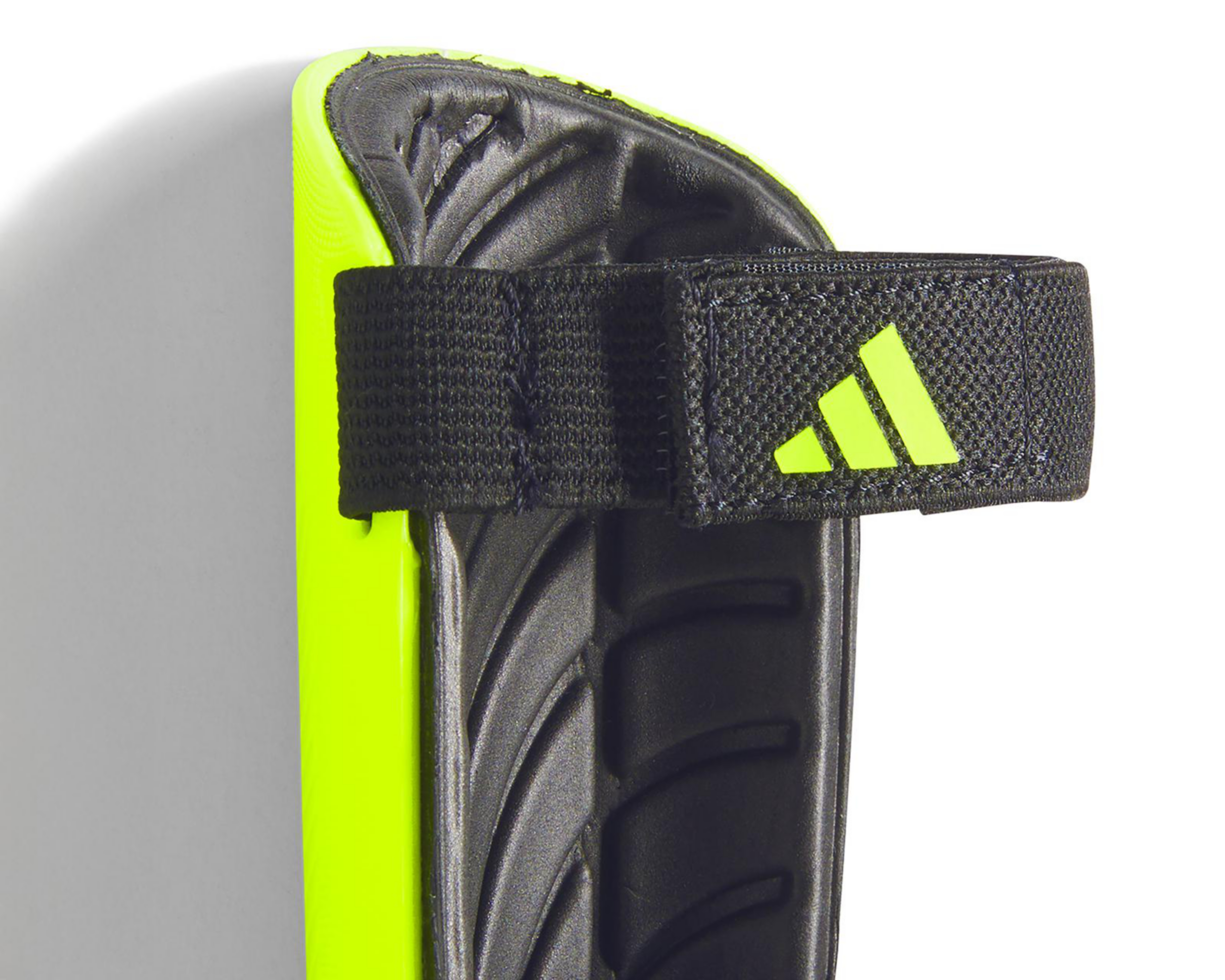 Foto 4 pulgar | Espinilleras para Futbol Adidas Tiro Match Verdes Medianas