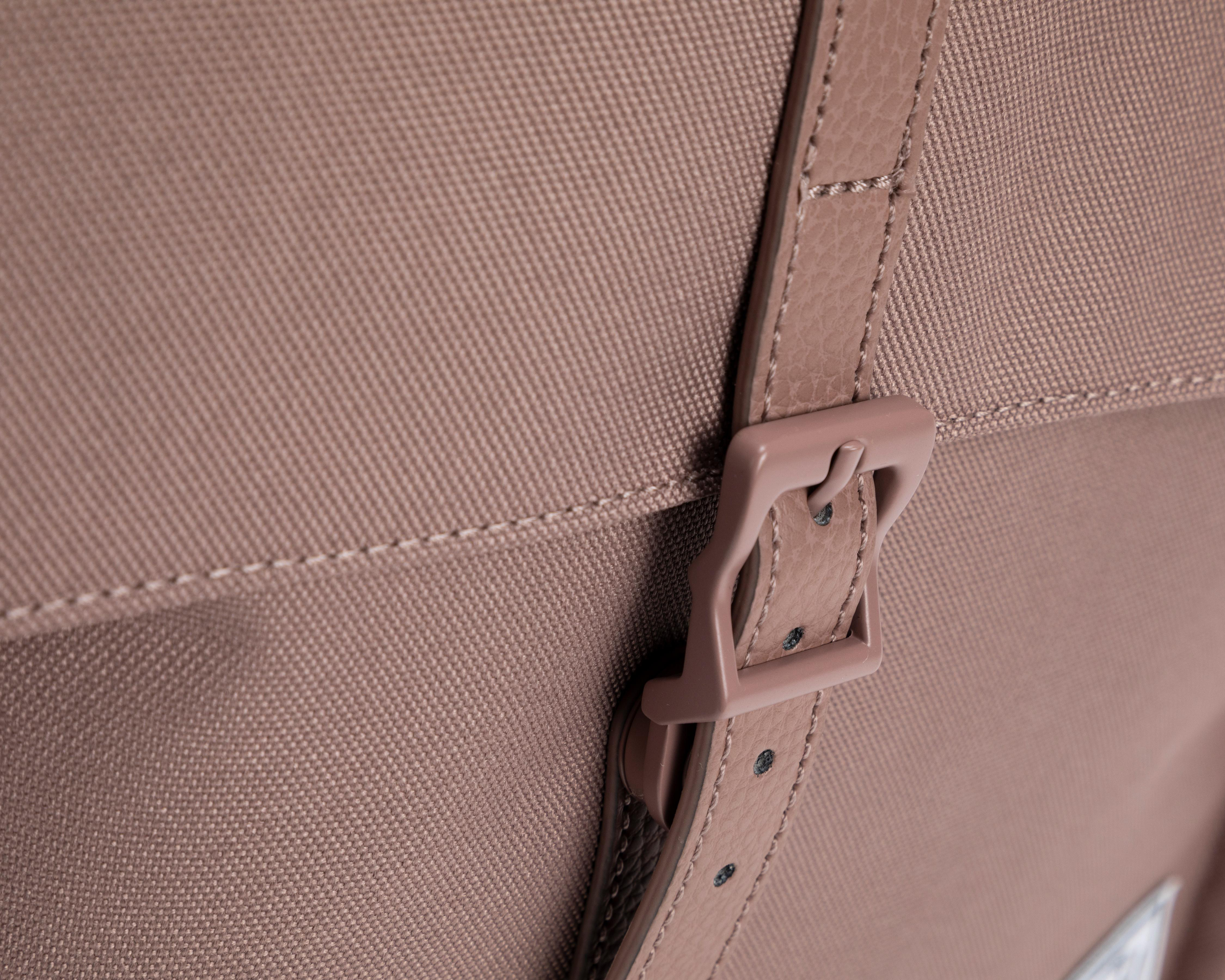 Foto 6 pulgar | Mochila Herschel Rosa