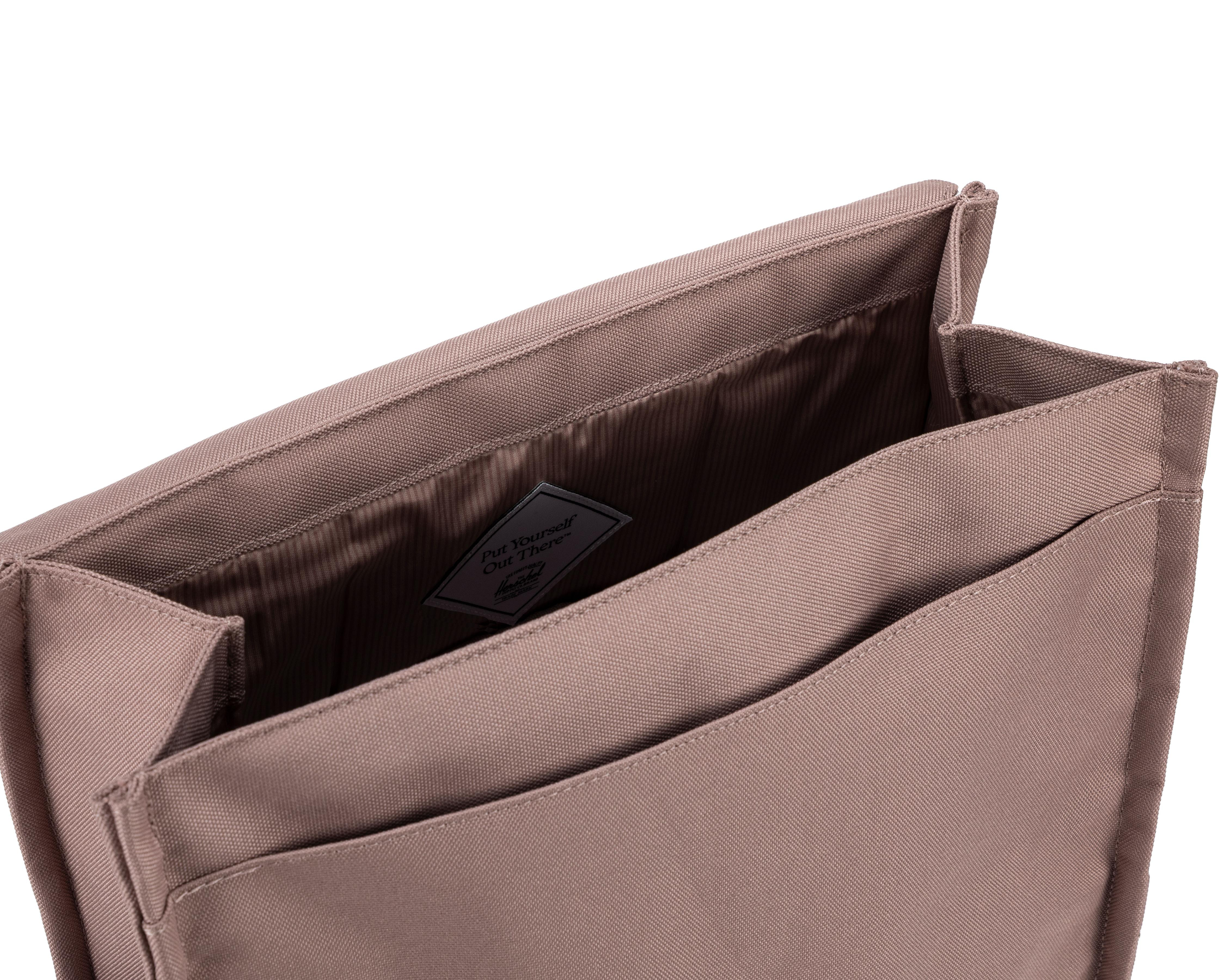 Foto 7 pulgar | Mochila Herschel Rosa