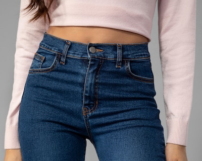Foto 4 | Jeans Flare Fit Jennifer Lopez para Mujer
