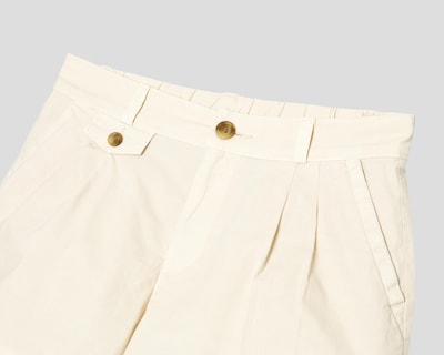 Foto 3 | Short American Eagle Crema para Mujer