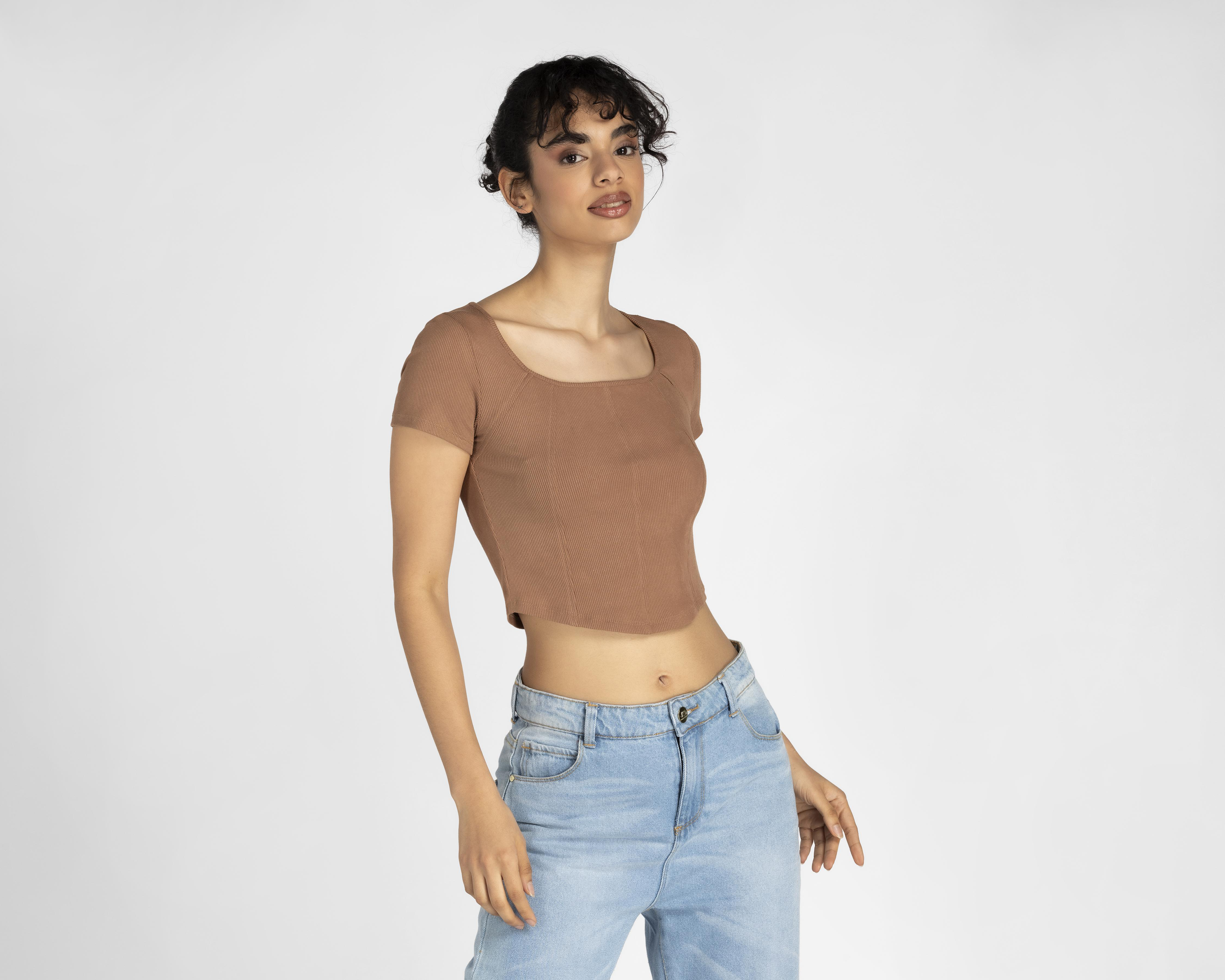 Blusa Refill Manga Corta con Escote Cuadrado $179