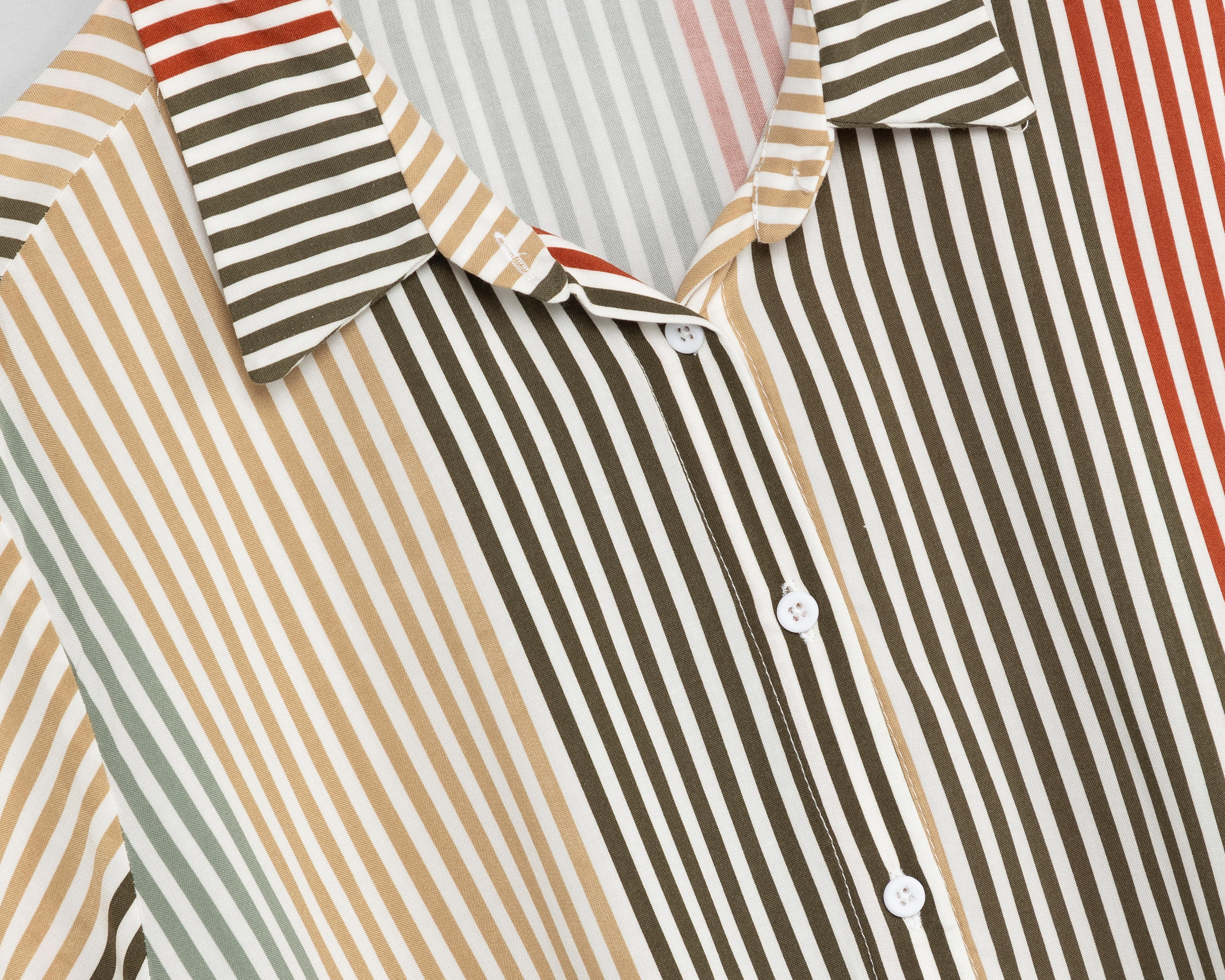 Foto 3 | Blusa Refill Manga Corta con Botones
