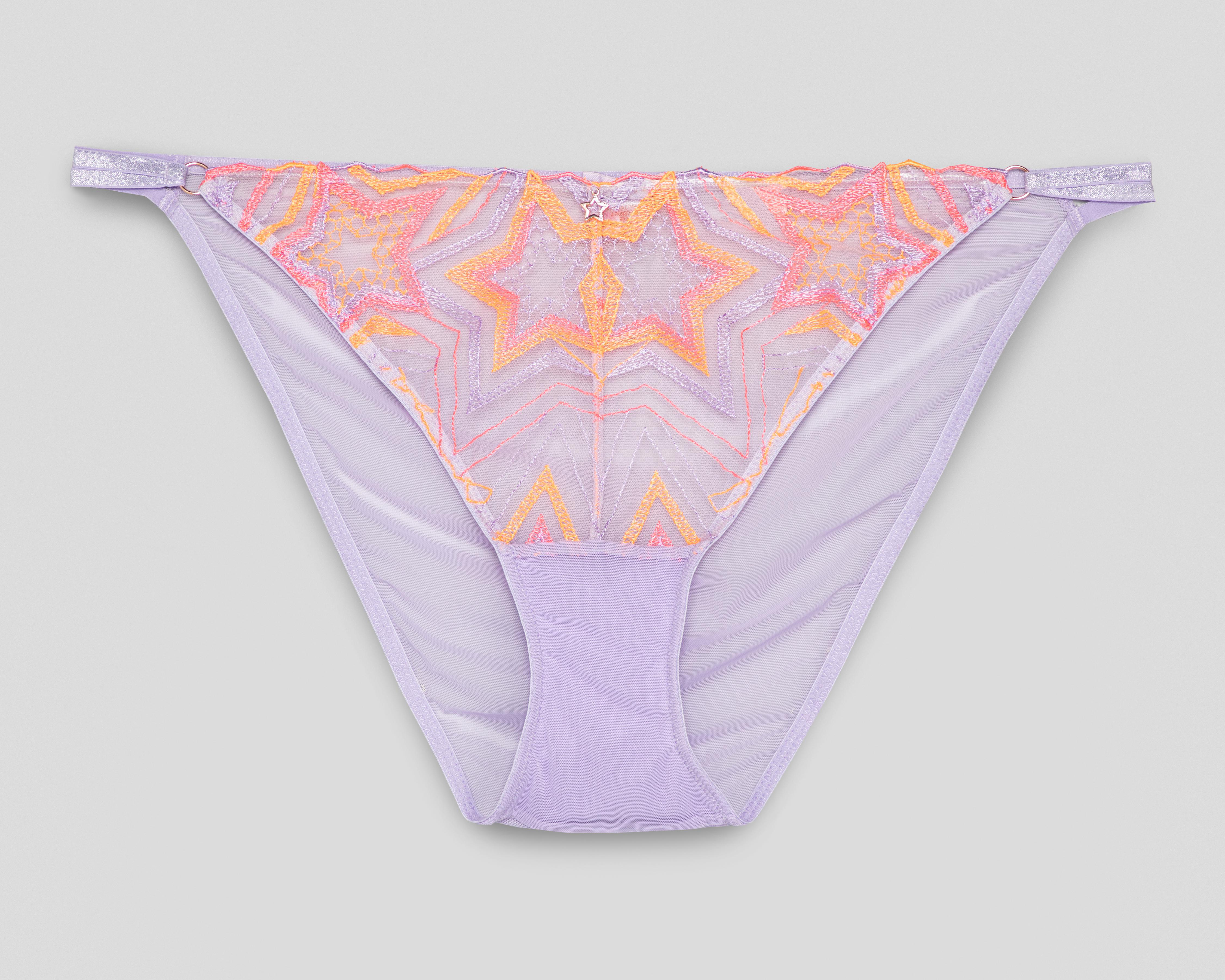 Foto 2 pulgar | Tanga con Dije Savage x Fenty para Mujer