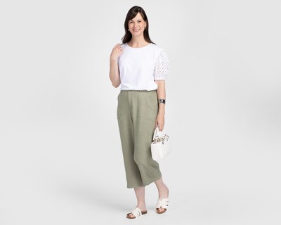 Foto 2 | Pantalón Capri Sahara Verde para Mujer