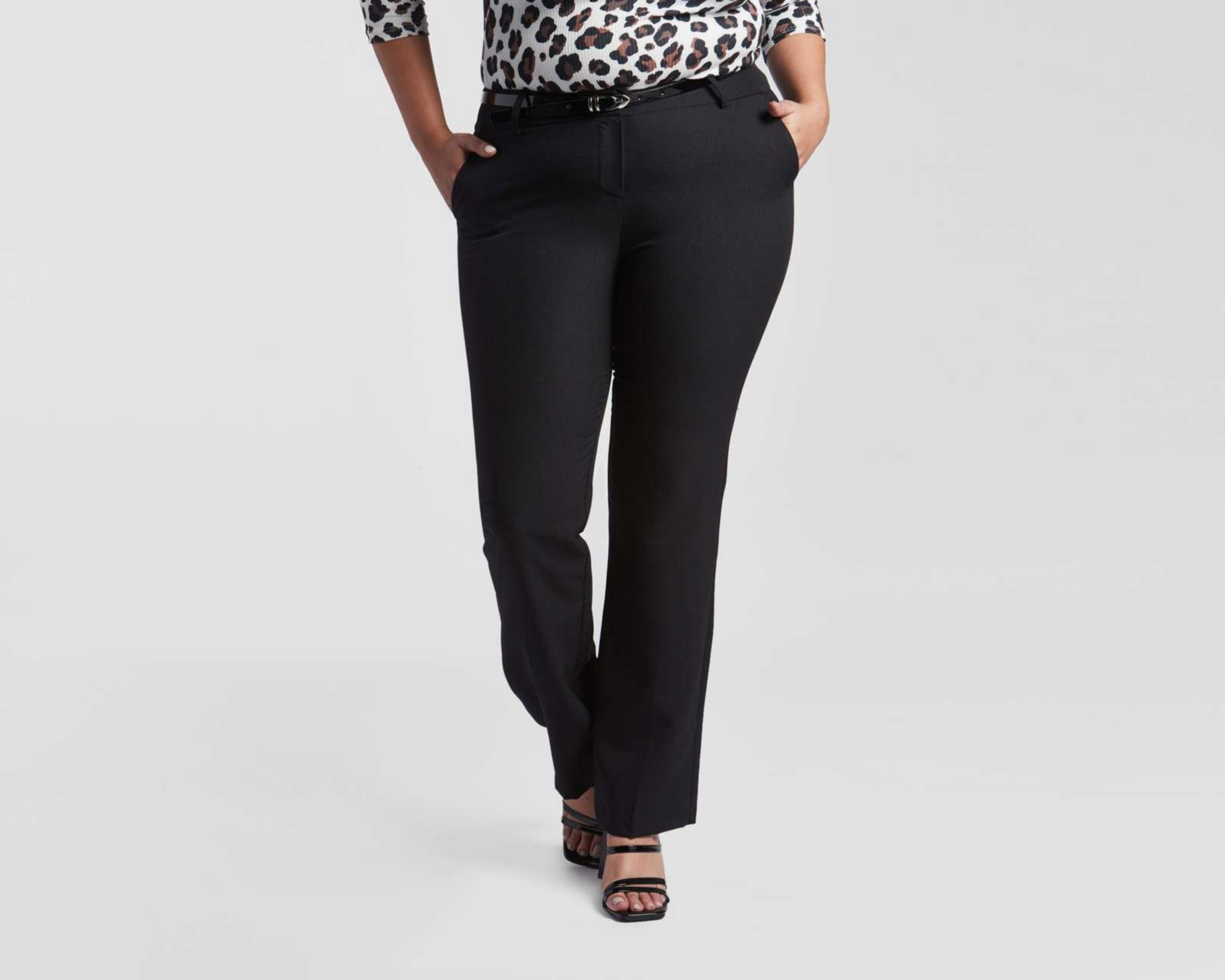 Foto 2 pulgar | Pantalón de Vestir Negro Sahara para Mujer