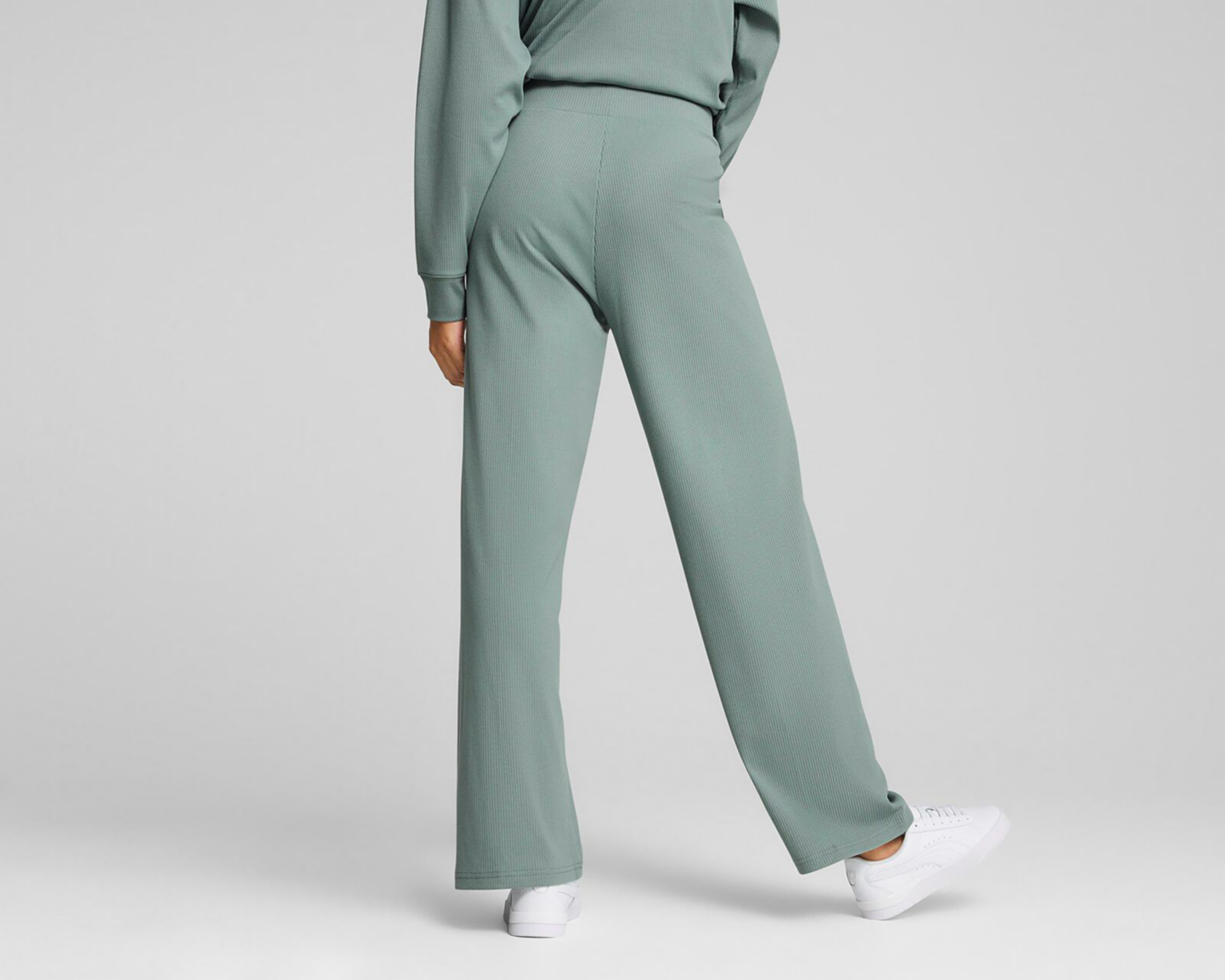 Foto 5 pulgar | Pantalón Puma Ess Elevated para Mujer