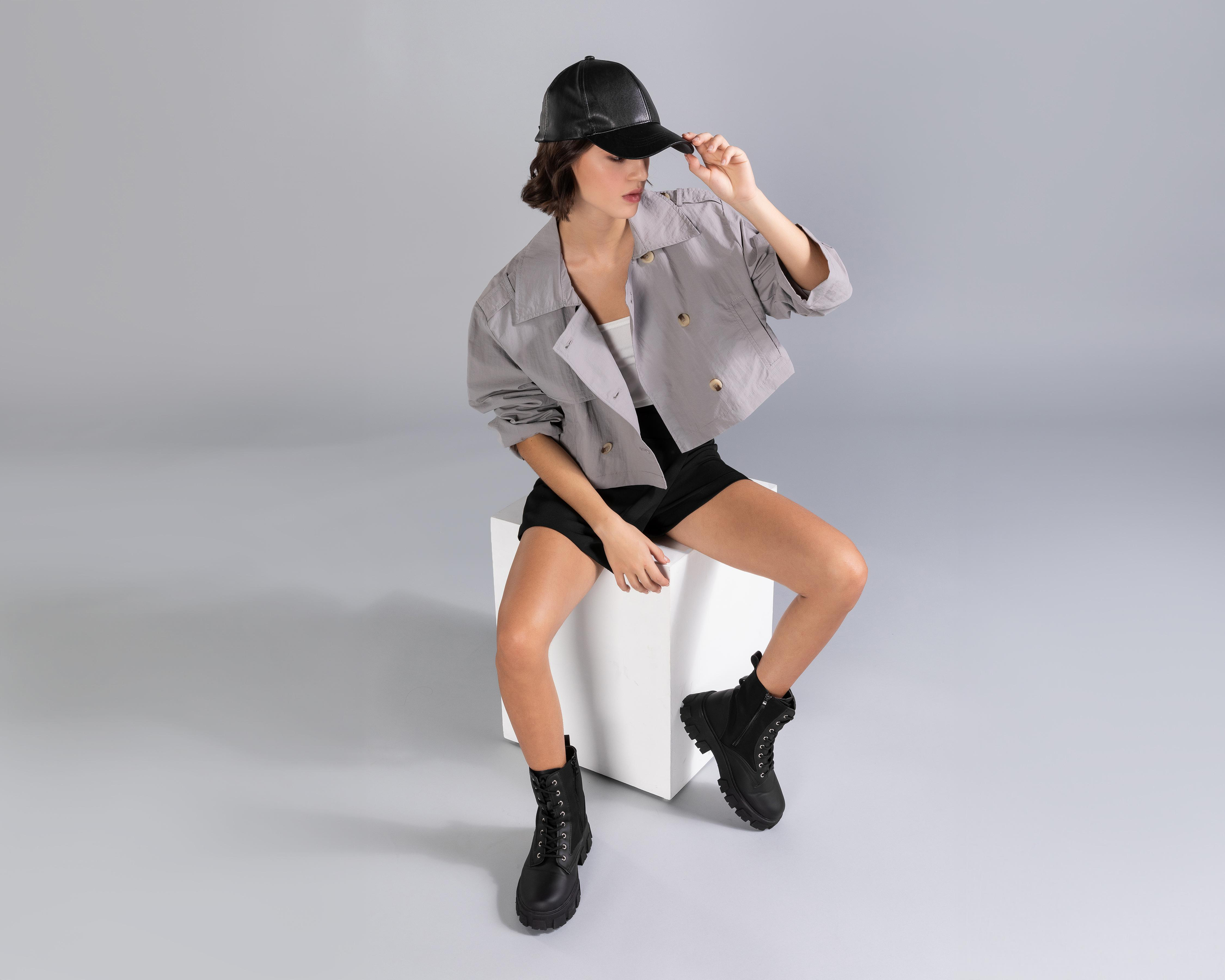 Foto 2 pulgar | Gabardina Corta Strona para Mujer