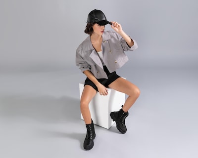 Foto 1 | Gabardina Corta Strona para Mujer